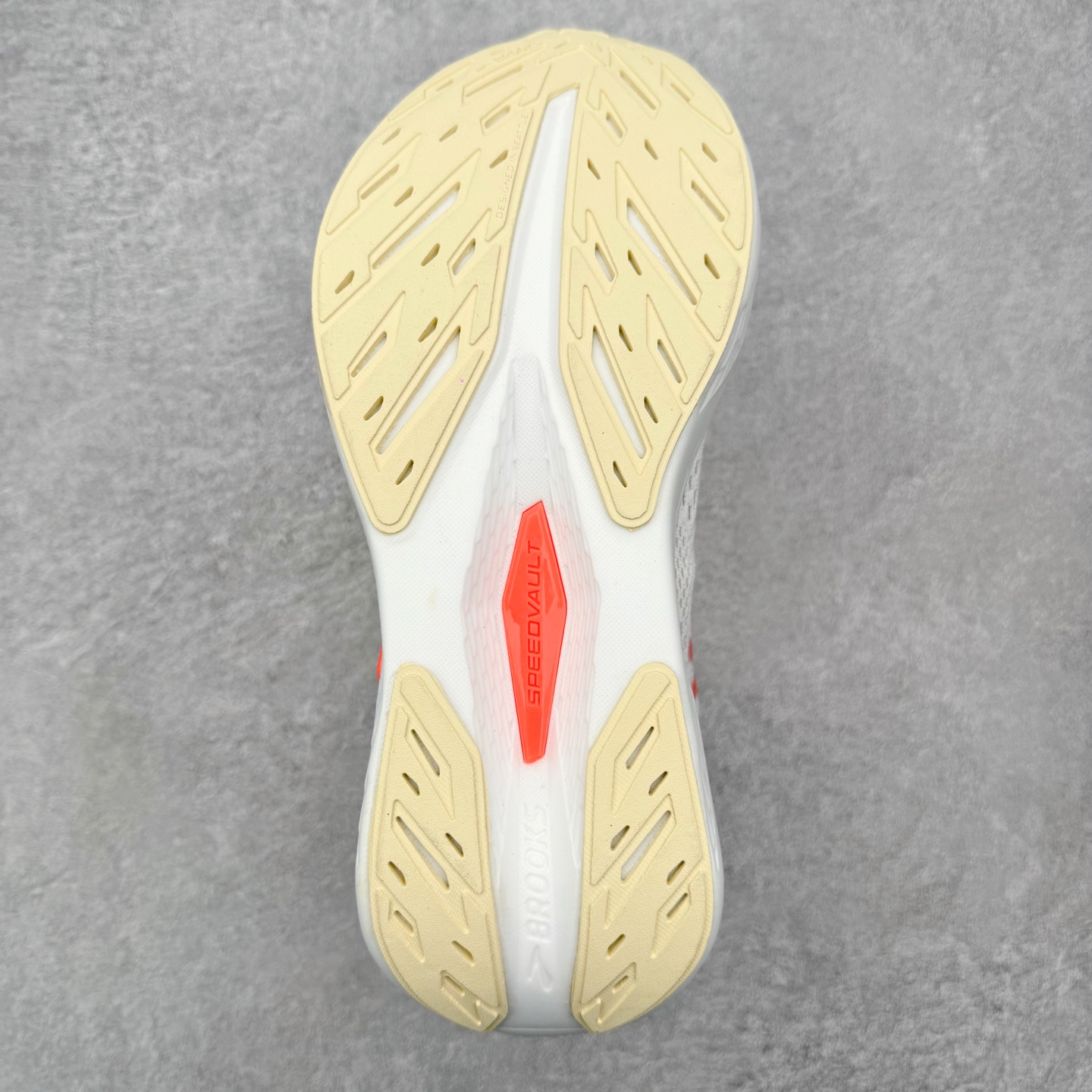 ＃福利特价‼️Brooks Hyperion 布鲁克斯旋风2代舒适百搭防滑轻便低帮跑步鞋 Brooks 