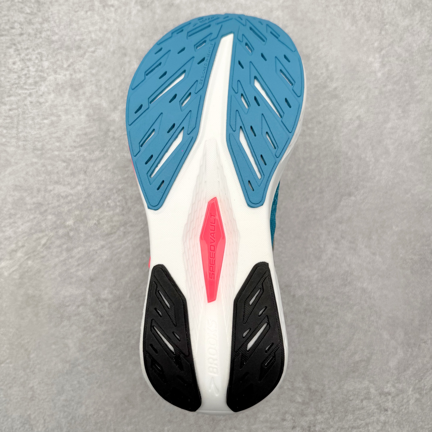 ＃福利特价‼️Brooks Hyperion 布鲁克斯旋风2代舒适百搭防滑轻便低帮跑步鞋 Brooks 