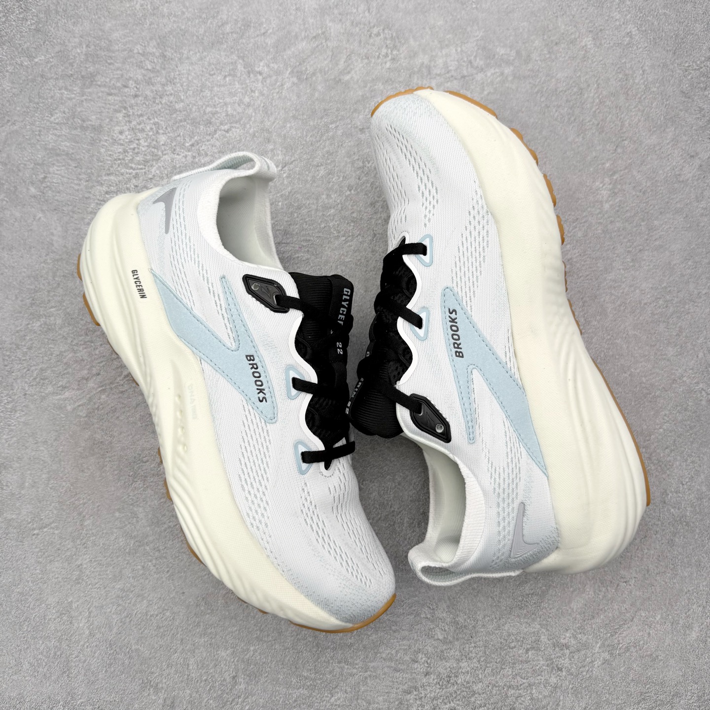 ＃福利特价‼️Brooks Glycerin GTS 22 布鲁克斯舒适百搭宽版防滑耐磨 低帮 休闲马拉