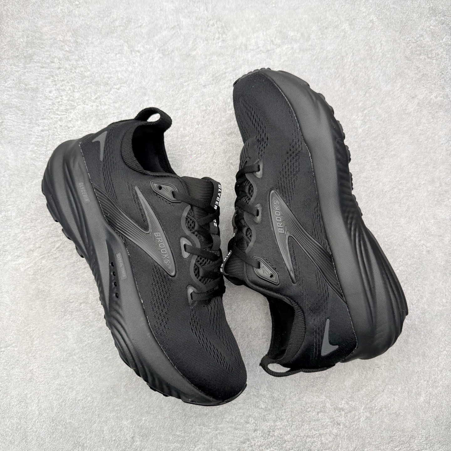＃福利特价‼️Brooks Glycerin GTS 22 布鲁克斯舒适百搭宽版防滑耐磨 低帮 休闲马拉