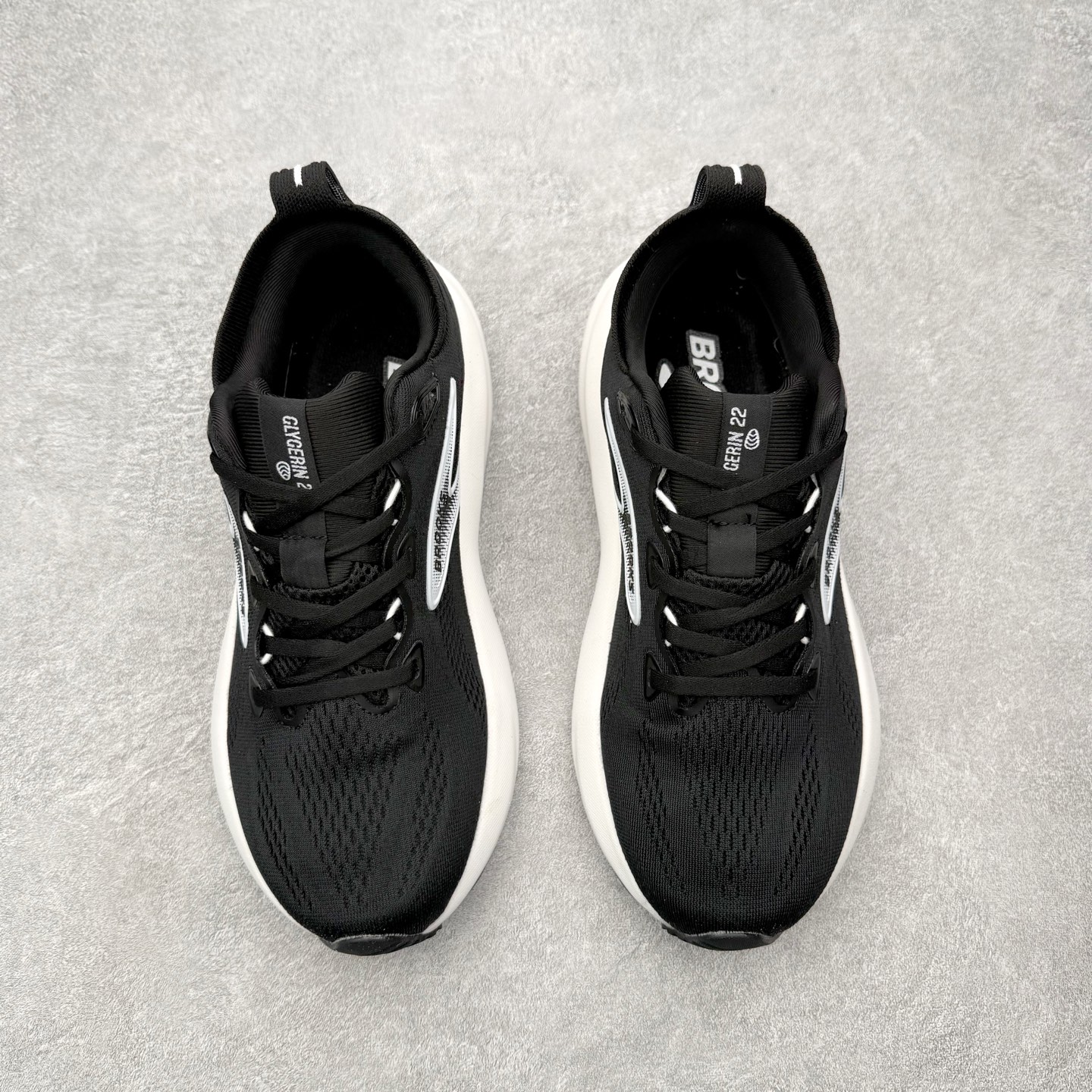 ＃福利特价‼️Brooks Glycerin GTS 22 布鲁克斯舒适百搭宽版防滑耐磨 低帮 休闲马拉