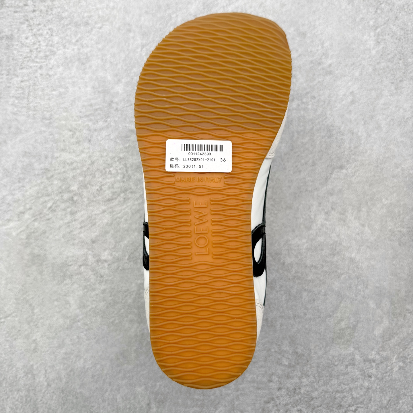 罗意威Loewe Ballet Runner 2.0 Sneakers 芭蕾舞2.0系列阿甘复古风德训薄