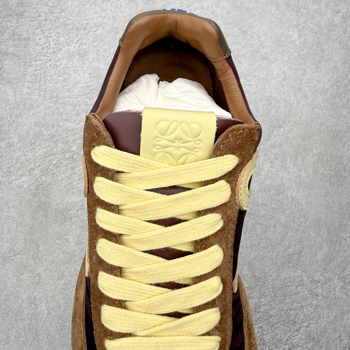 罗意威Loewe Ballet Runner 2.0 Sneakers 芭蕾舞2.0系列阿甘复古风德训薄