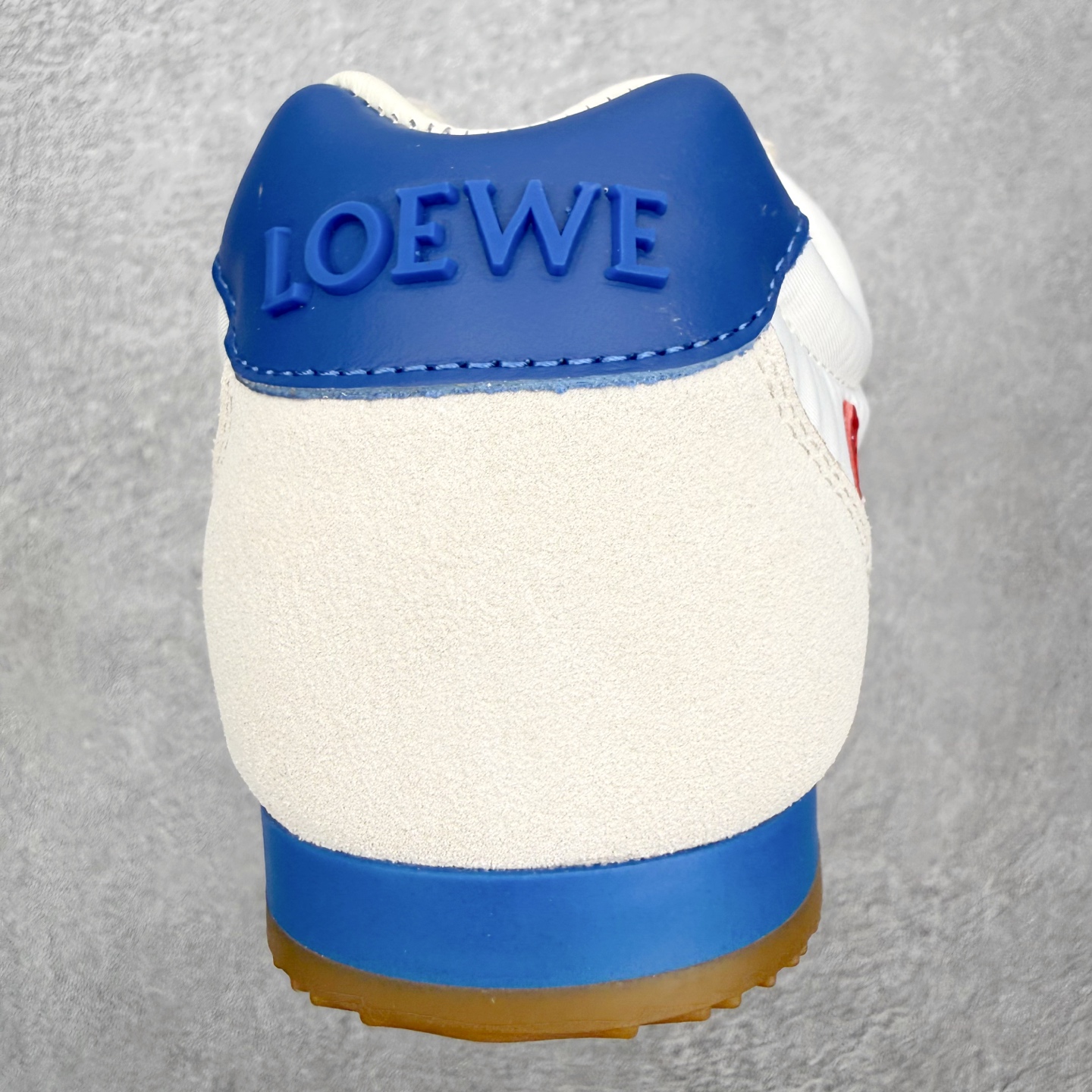 罗意威Loewe Ballet Runner 2.0 Sneakers 芭蕾舞2.0系列阿甘复古风德训薄