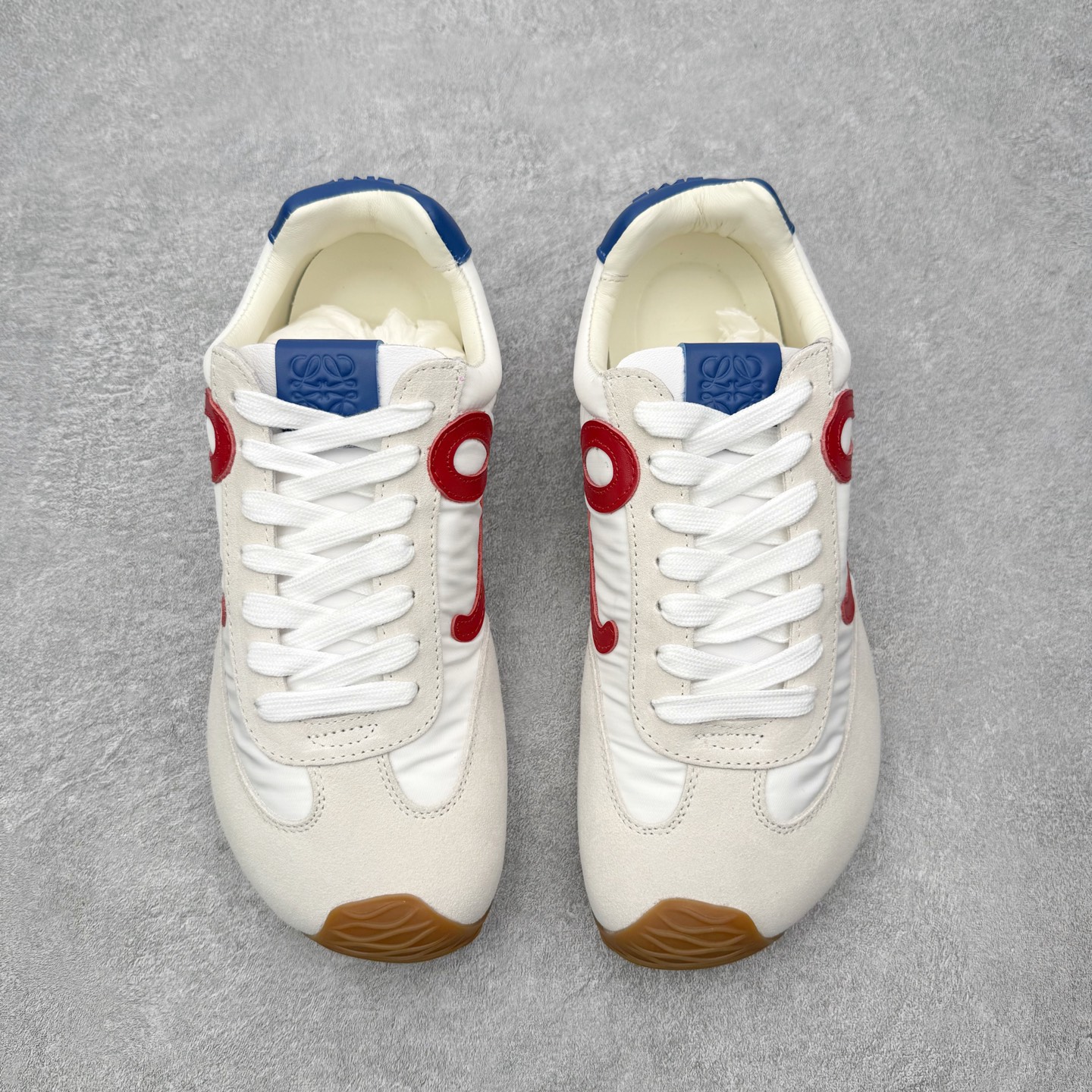 罗意威Loewe Ballet Runner 2.0 Sneakers 芭蕾舞2.0系列阿甘复古风德训薄