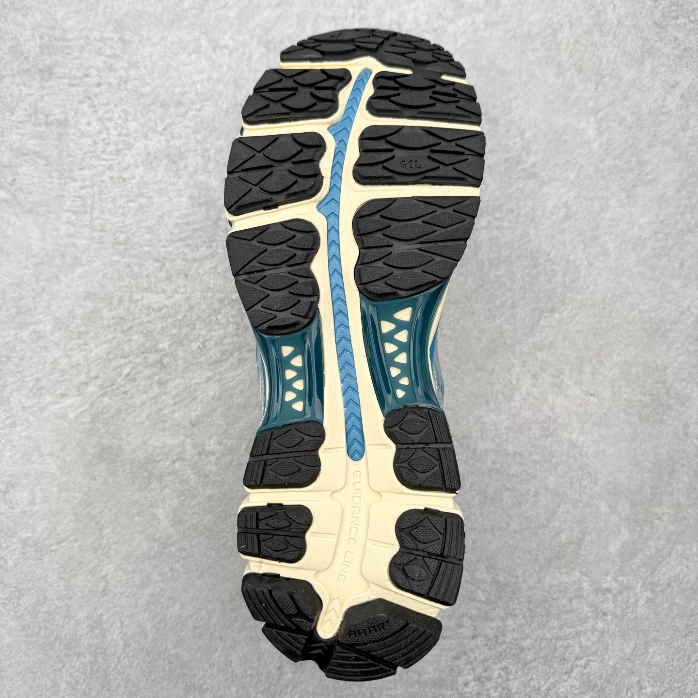 Asics Gel Kayano 12.1 亚瑟士卡亚诺12.1代系列低帮轻量缓震休闲运动跑步鞋 GEL