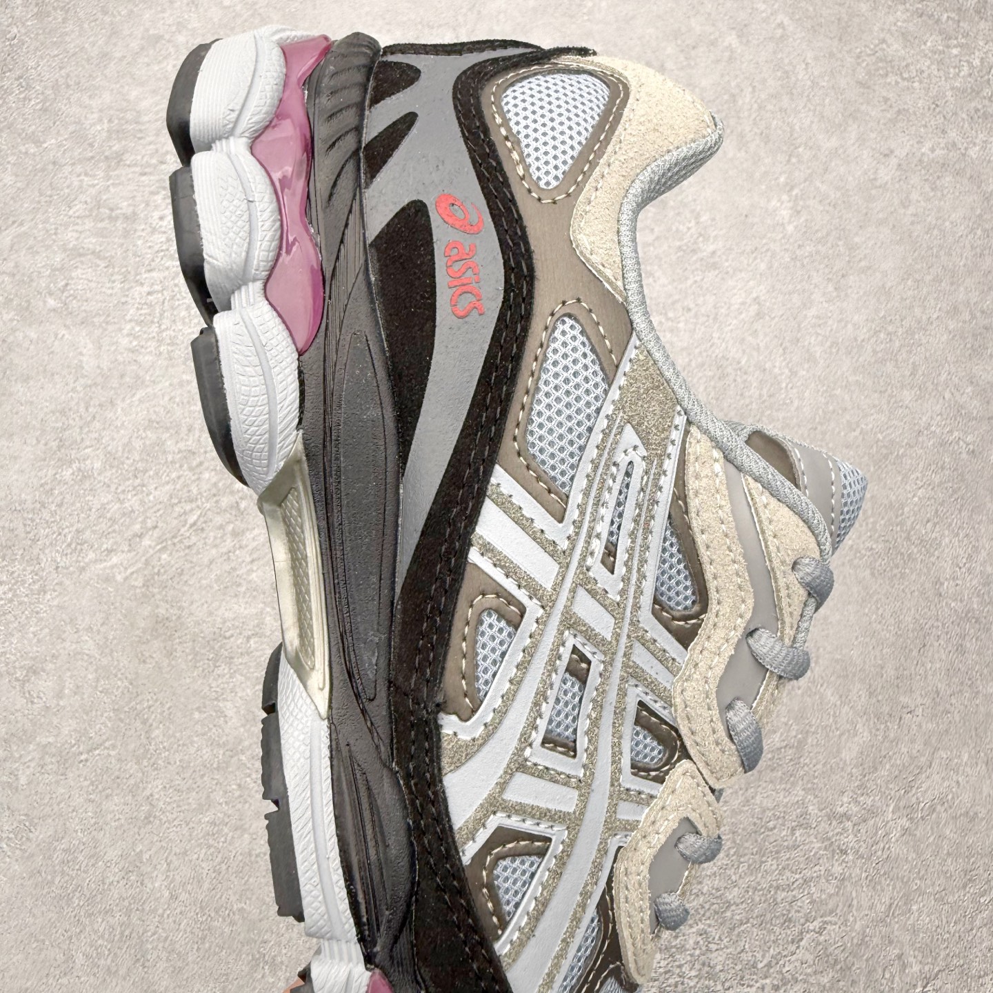 Asics GEL-NYC 亚瑟士防滑耐磨透气低帮运动休闲鞋 GEL-NYC™ 运动鞋的灵感源自传统和现