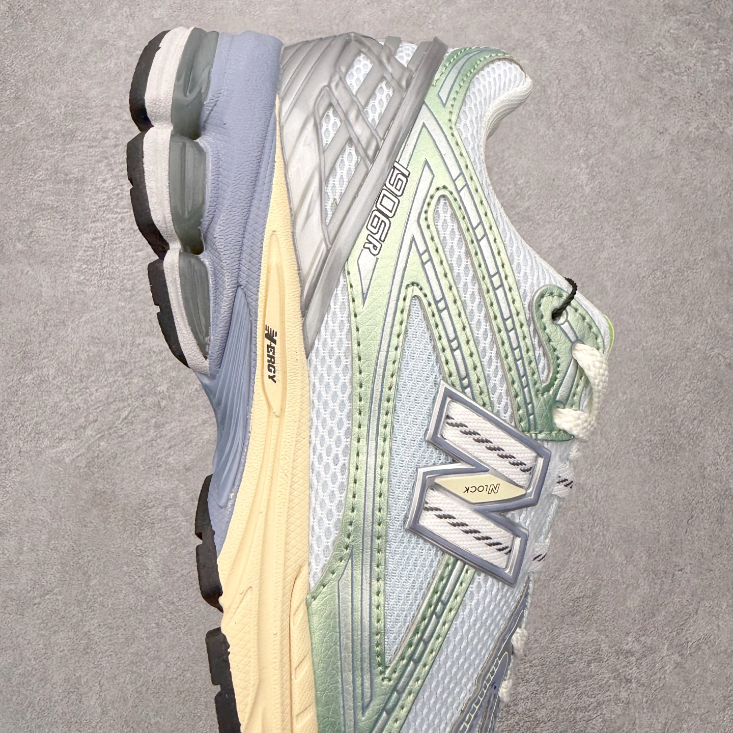 New Balance M1906R NB新百伦系列复古老爹风休闲运动慢跑鞋 日韩出口特供订单 全网最全