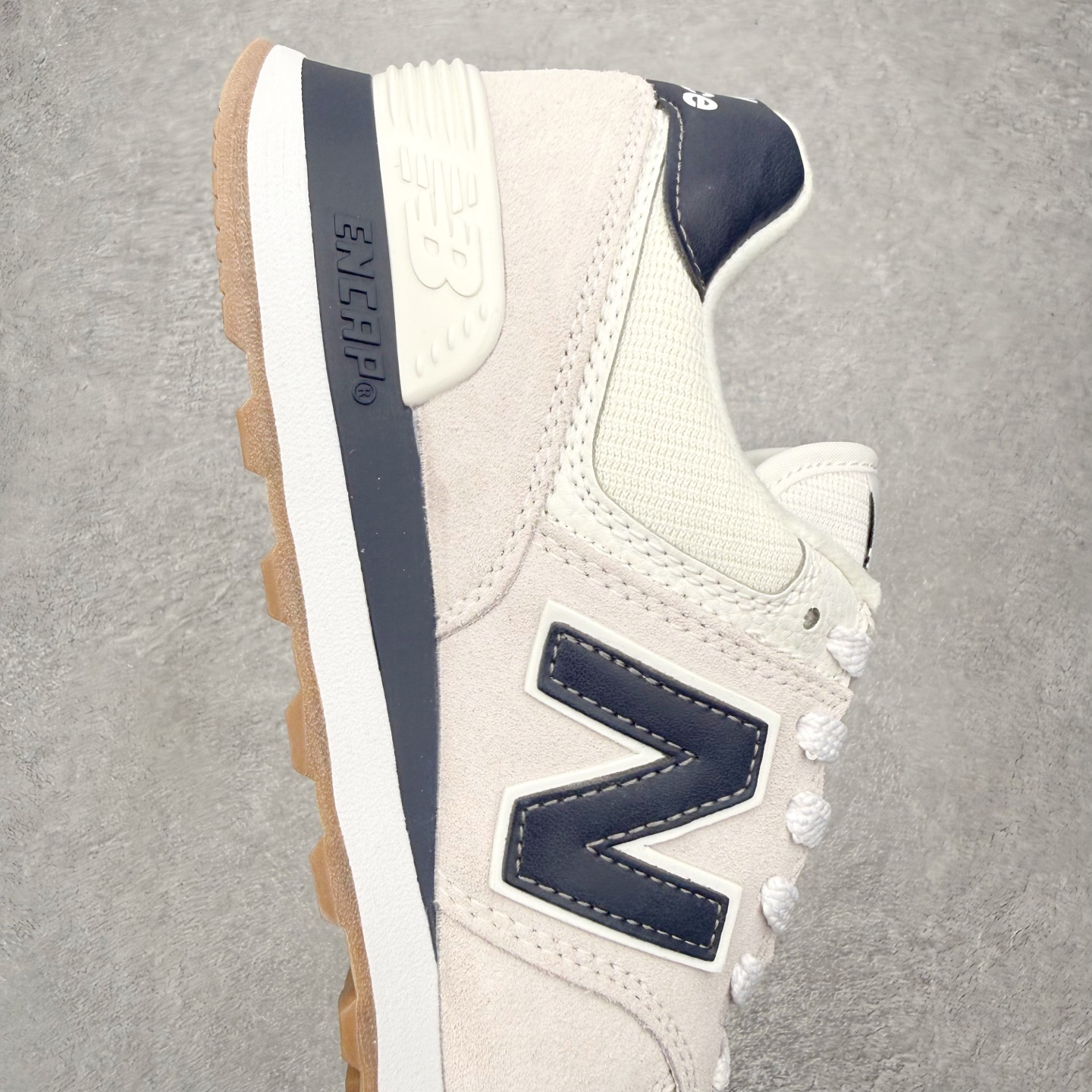 ＃DT纯原 New Balance NB574 新百伦系列复古运动跑鞋 材质细节鞋标处理与正品无差 原版