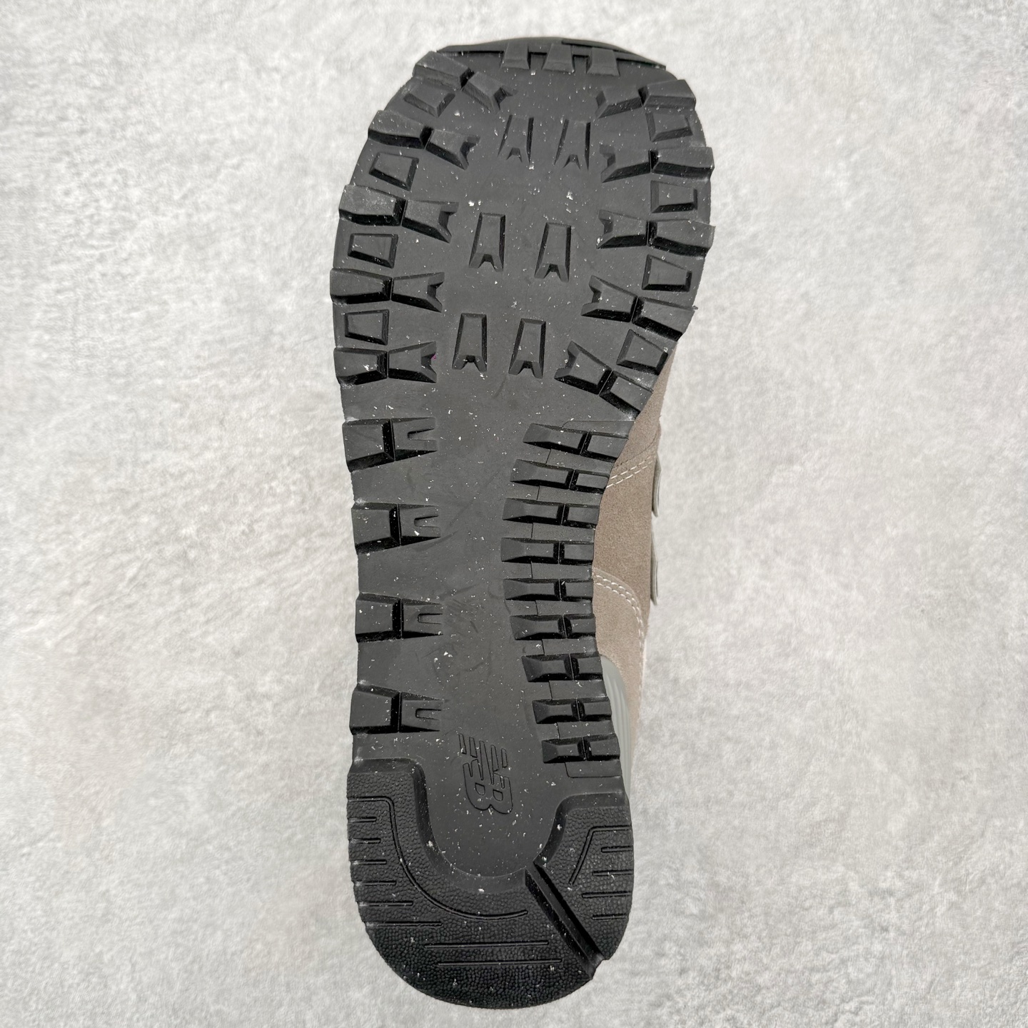＃DT纯原 New Balance NB574 新百伦系列复古运动跑鞋 材质细节鞋标处理与正品无差 原版