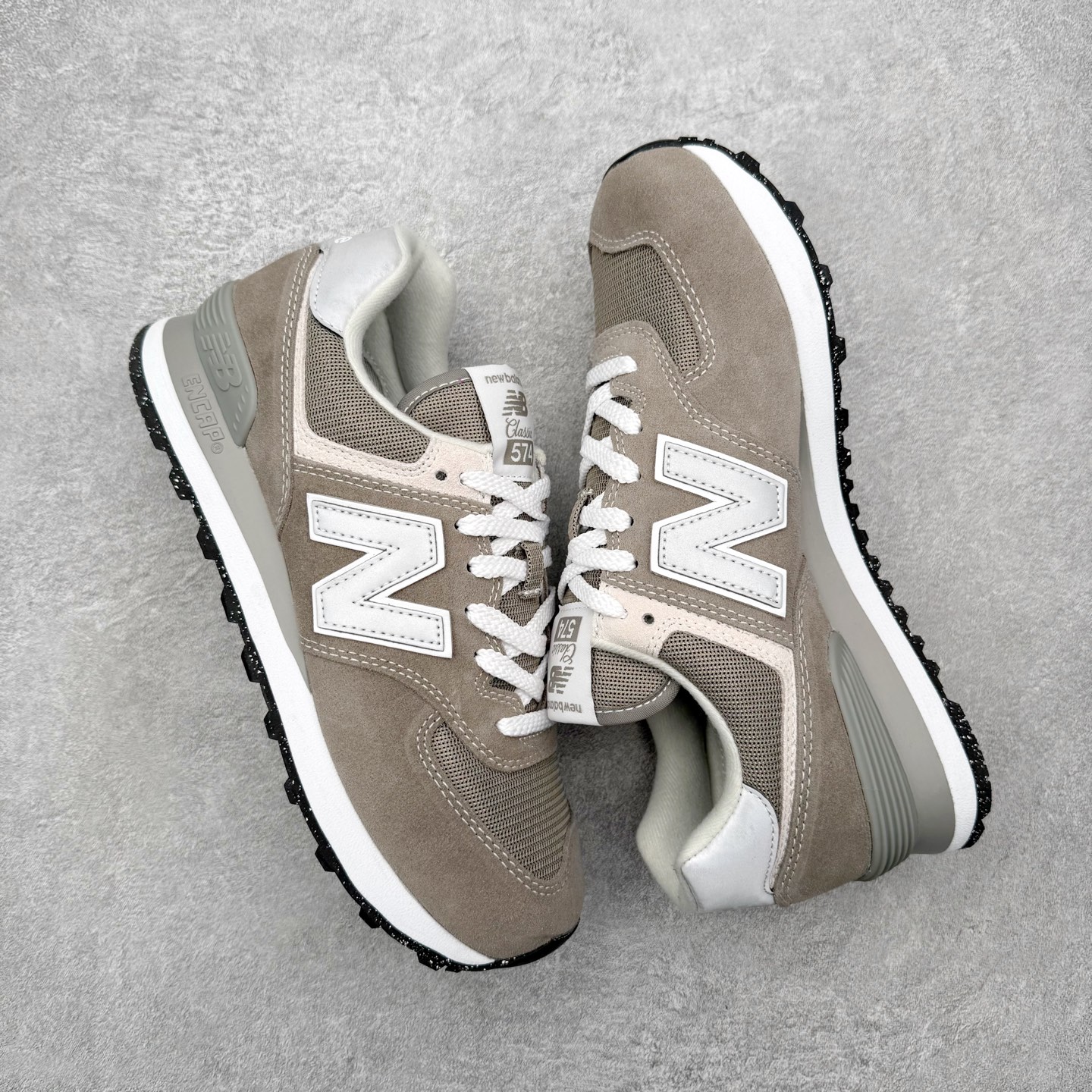 ＃DT纯原 New Balance NB574 新百伦系列复古运动跑鞋 材质细节鞋标处理与正品无差 原版