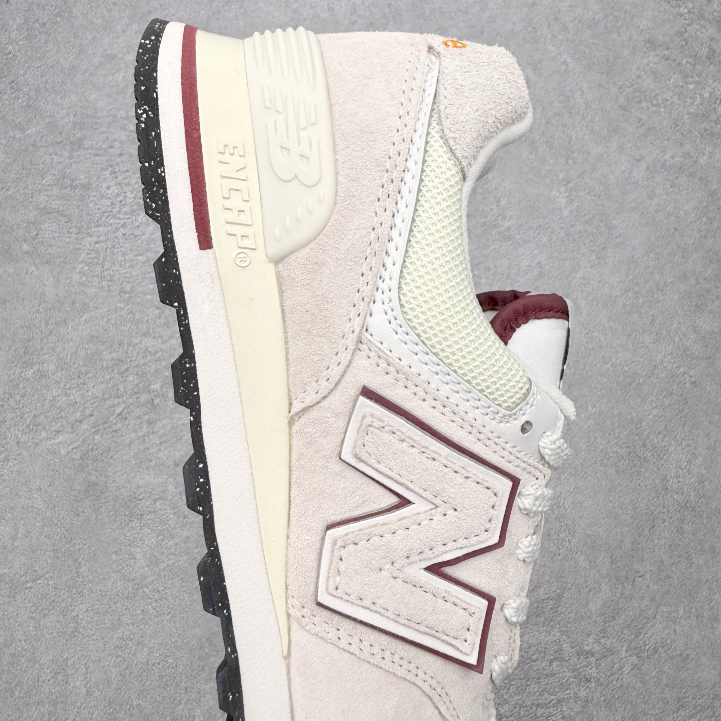 ＃DT纯原 New Balance NB574 新百伦系列复古运动跑鞋 材质细节鞋标处理与正品无差 原版
