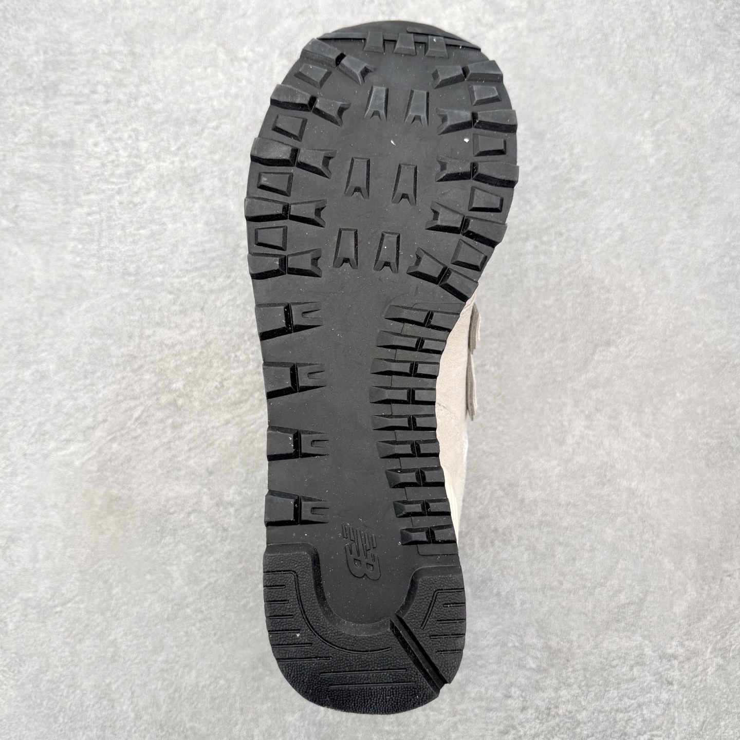 ＃DT纯原 New Balance NB574 新百伦系列复古运动跑鞋 材质细节鞋标处理与正品无差 原版