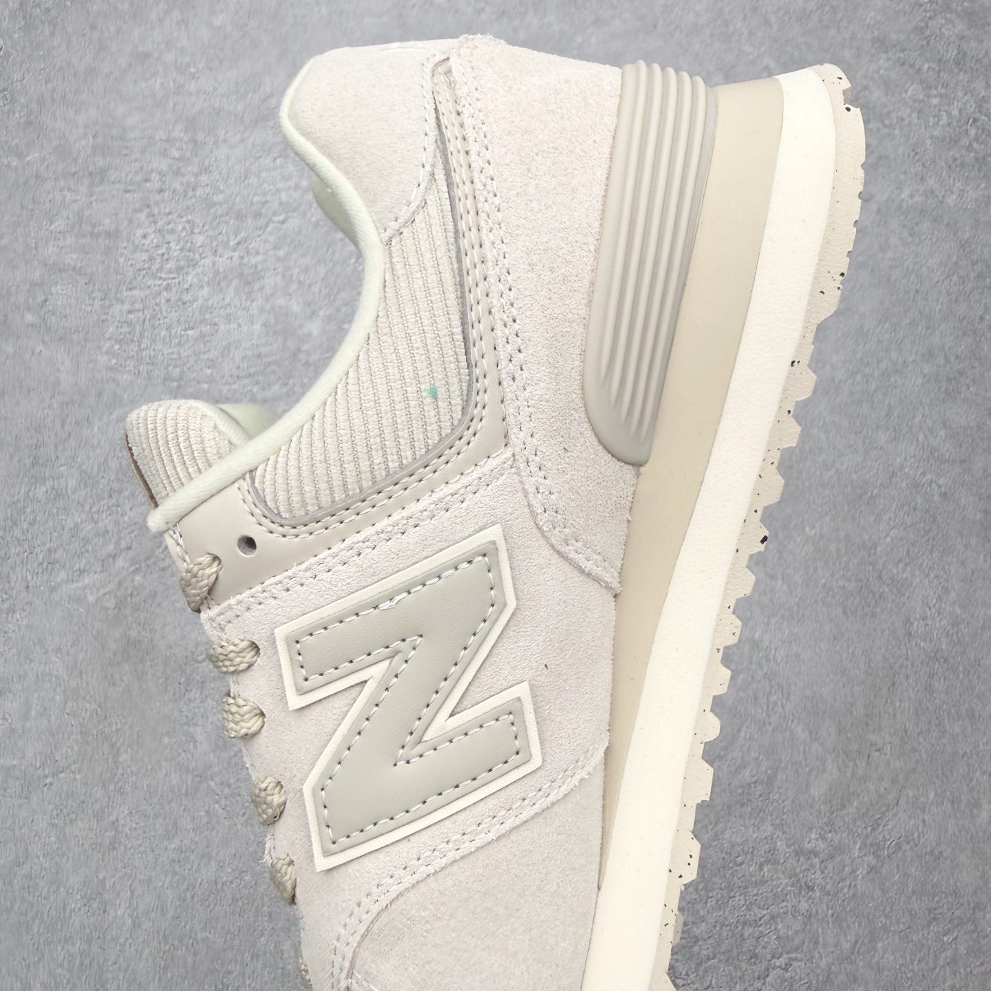 ＃DT纯原 New Balance NB574 新百伦系列复古运动跑鞋 材质细节鞋标处理与正品无差 原版