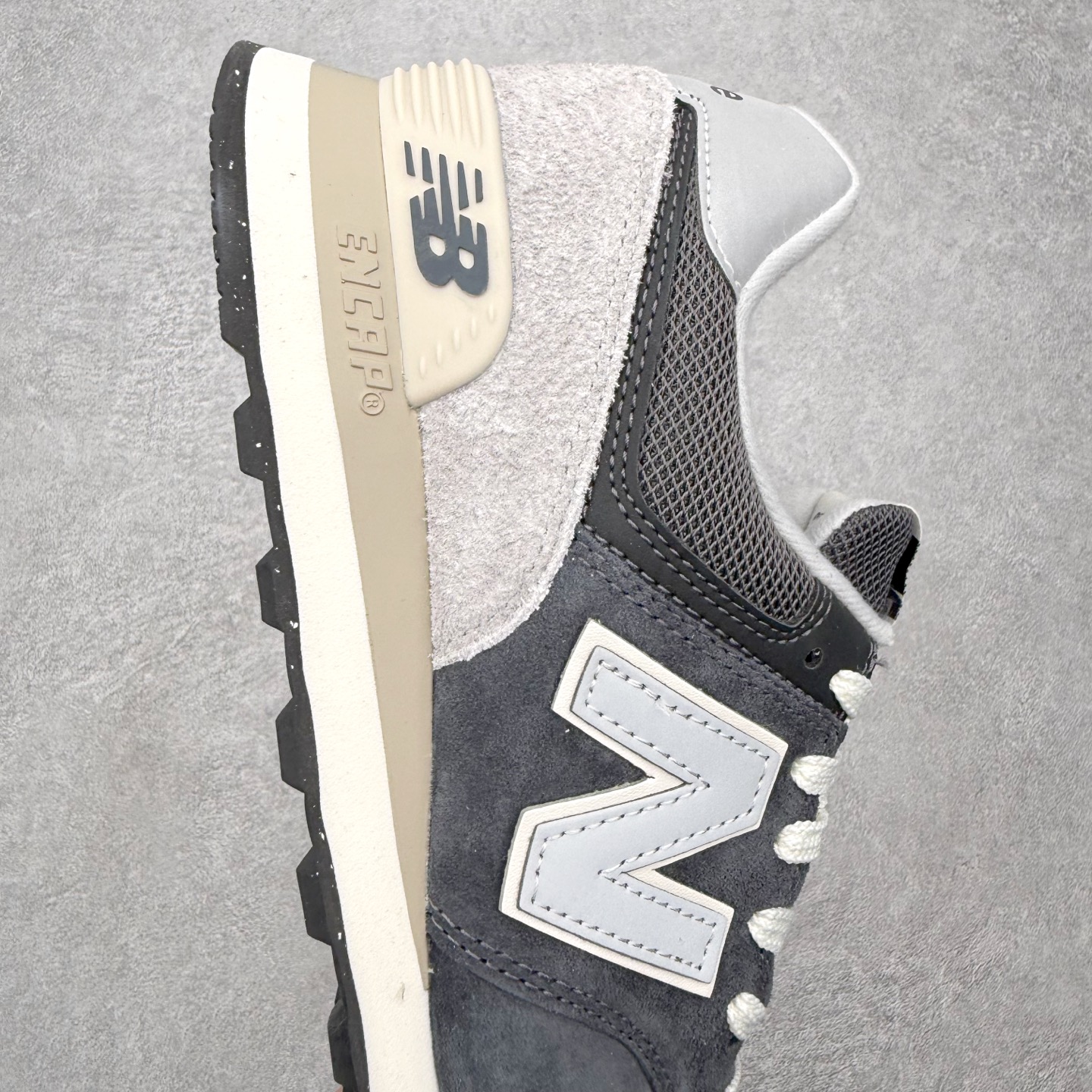 ＃DT纯原 New Balance NB574 新百伦系列复古运动跑鞋 材质细节鞋标处理与正品无差 原版