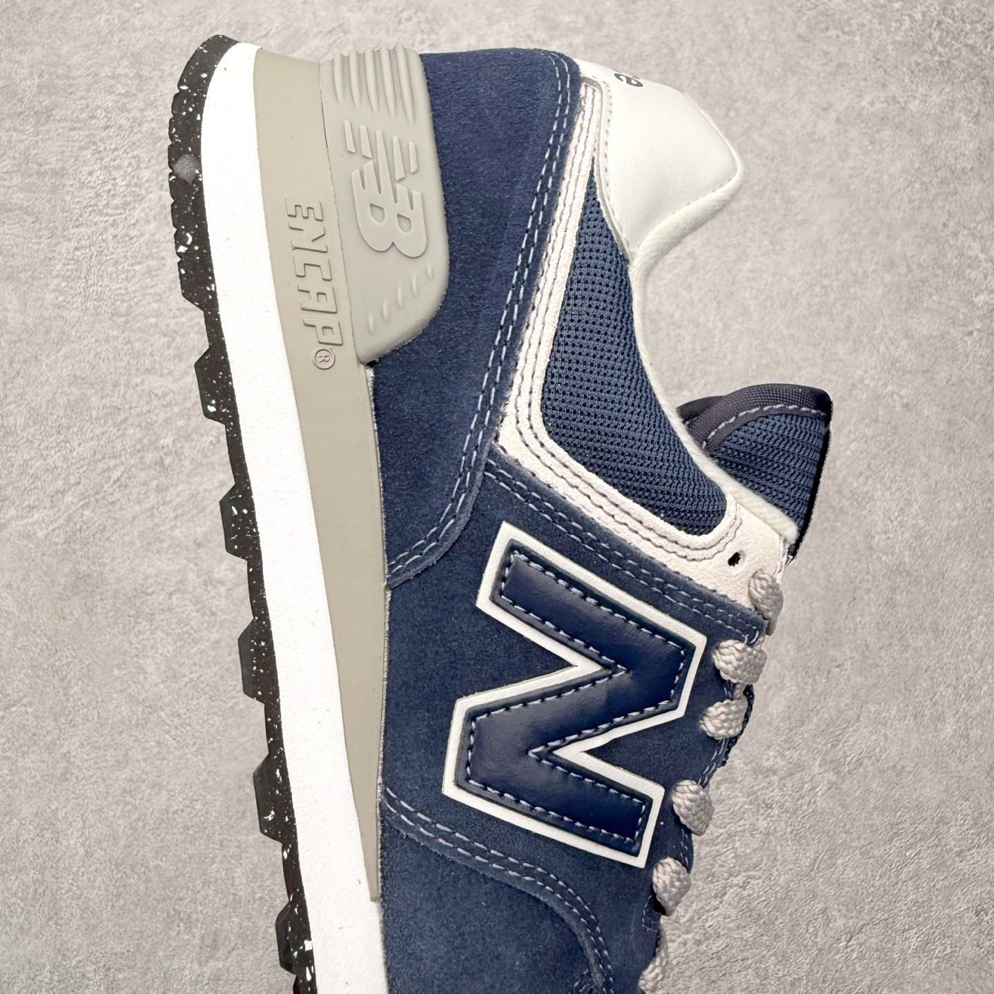＃DT纯原 New Balance NB574 新百伦系列复古运动跑鞋 材质细节鞋标处理与正品无差 原版