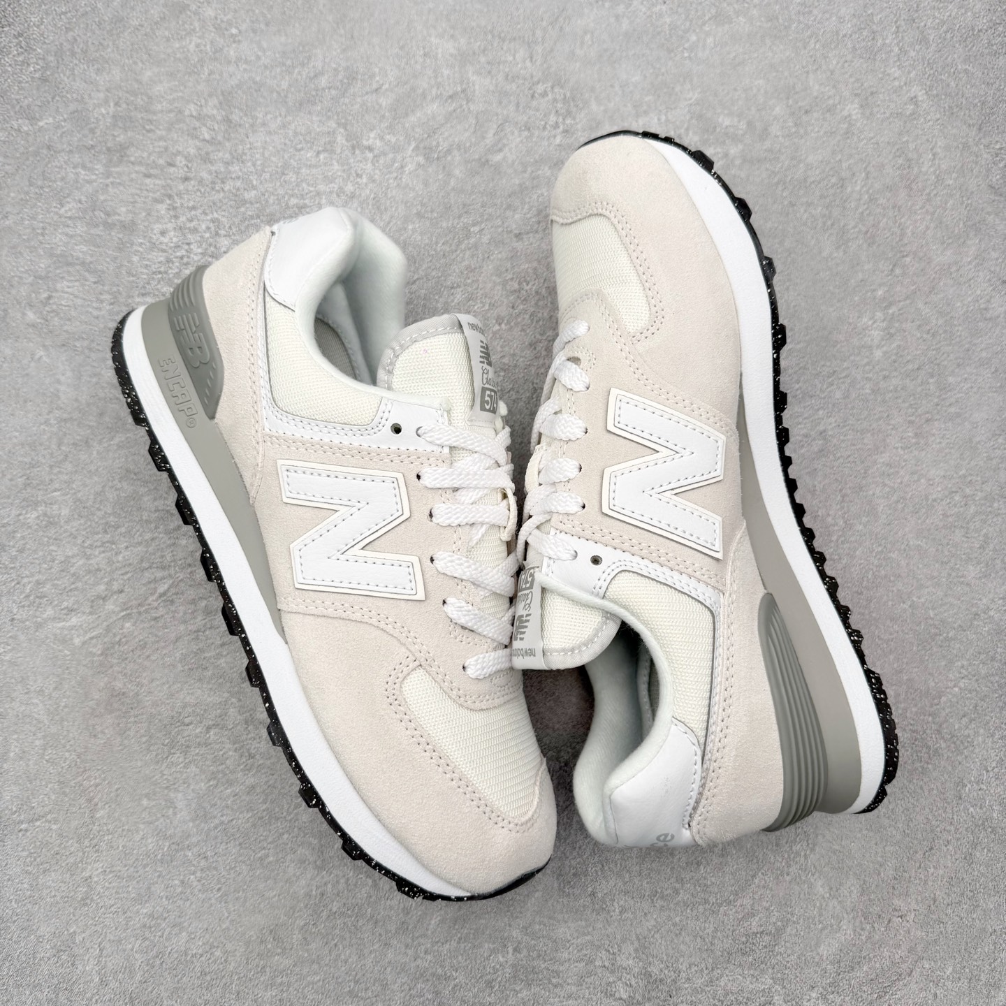 ＃DT纯原 New Balance NB574 新百伦系列复古运动跑鞋 材质细节鞋标处理与正品无差 原版