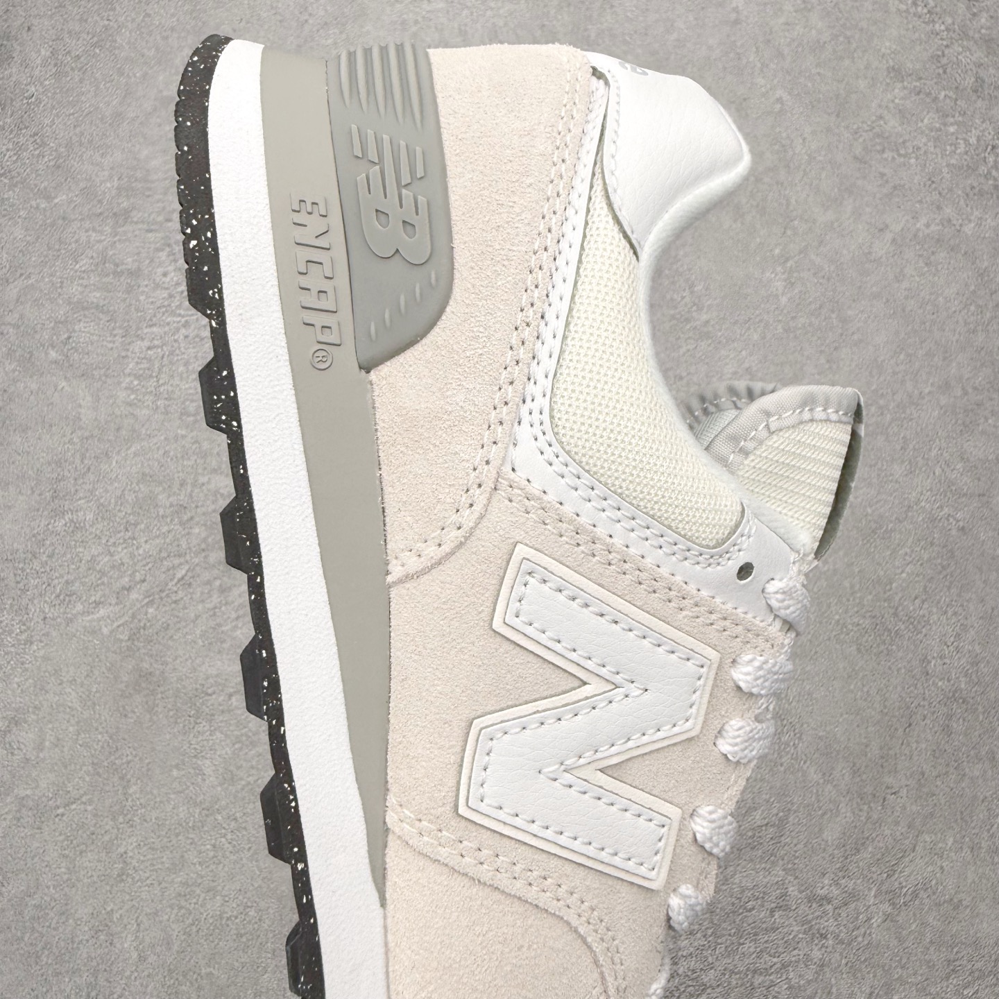 ＃DT纯原 New Balance NB574 新百伦系列复古运动跑鞋 材质细节鞋标处理与正品无差 原版