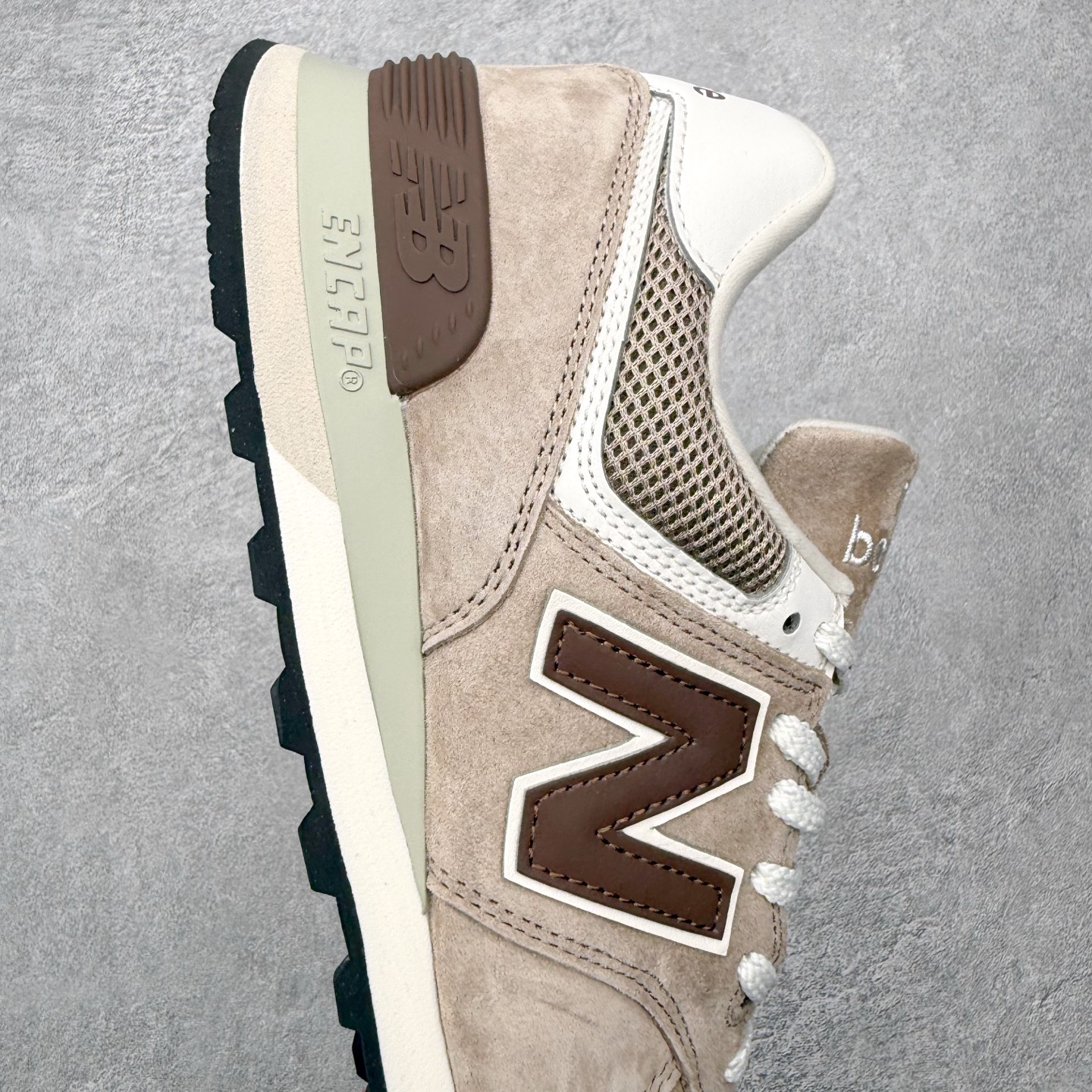 ＃DT纯原 New Balance NB574 新百伦系列复古运动跑鞋 材质细节鞋标处理与正品无差 原版