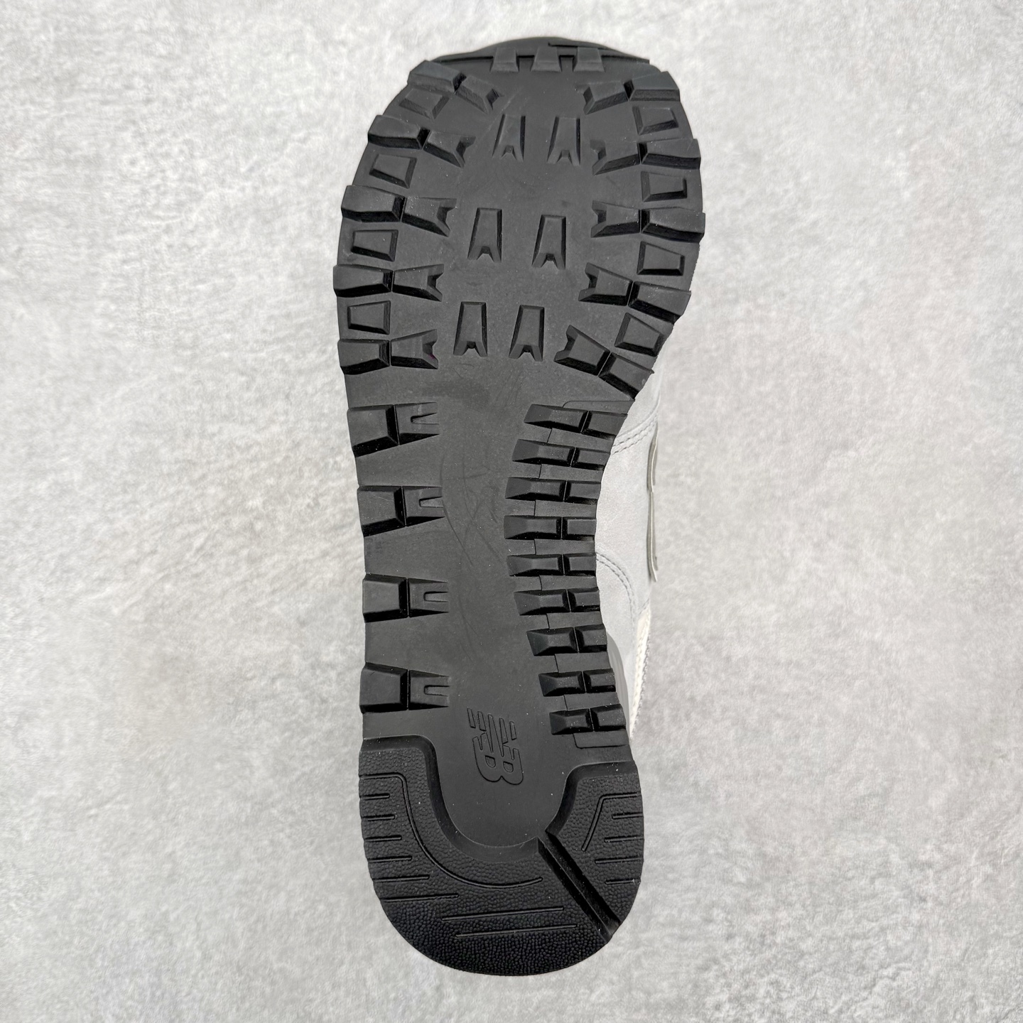 ＃DT纯原 New Balance NB574 新百伦系列复古运动跑鞋 材质细节鞋标处理与正品无差 原版