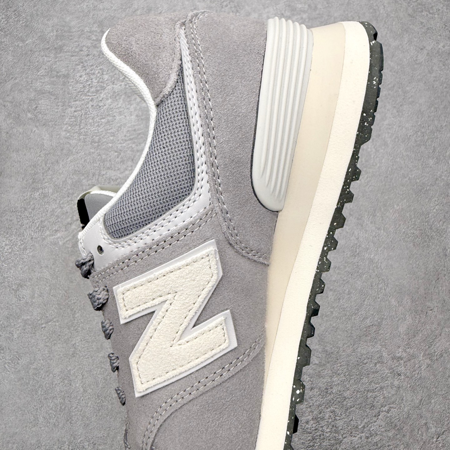 ＃DT纯原 New Balance NB574 新百伦系列复古运动跑鞋 材质细节鞋标处理与正品无差 原版