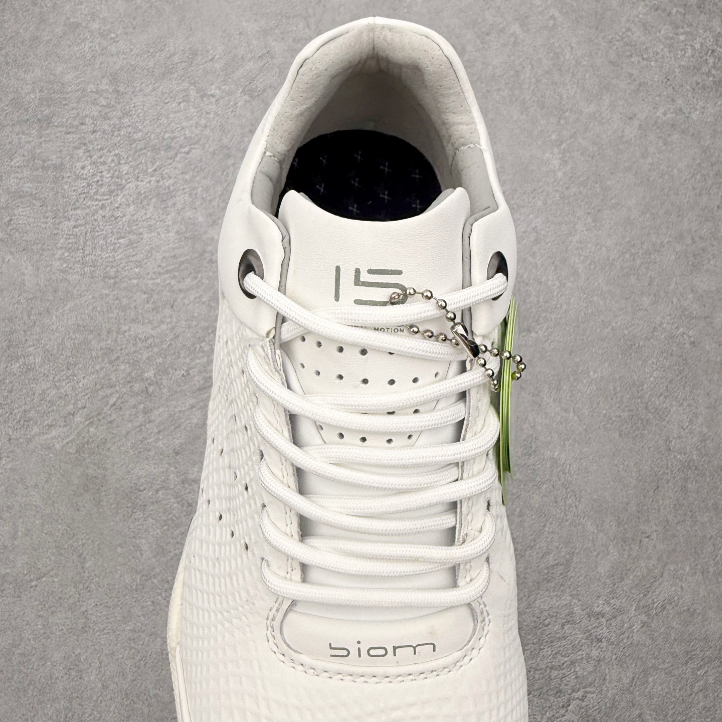 ECCo爱步 Biom C Trail 时尚简约牛皮减震耐磨低帮休闲跑步鞋 ECCO以三大核心特征为依托