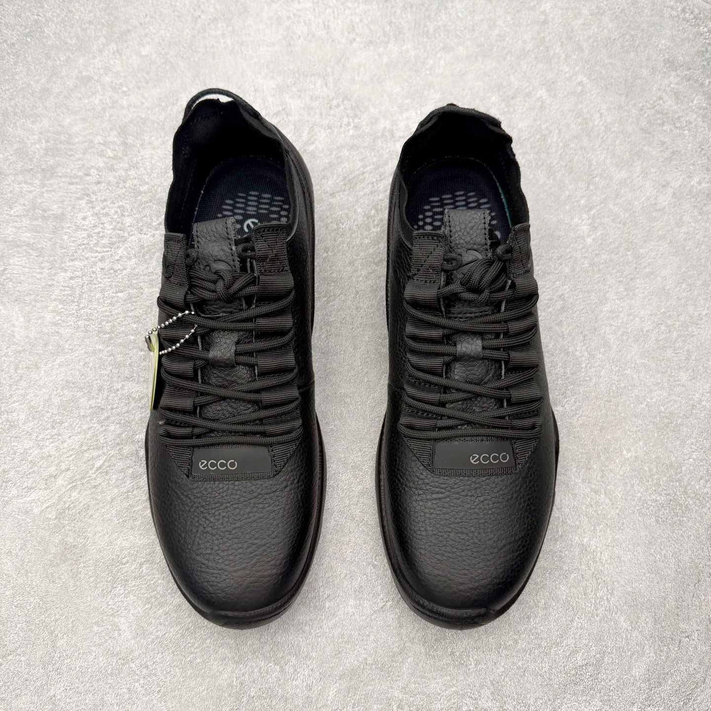 ECCo爱步 Biom C Trail 时尚简约牛皮减震耐磨低帮休闲跑步鞋 ECCO以三大核心特征为依托