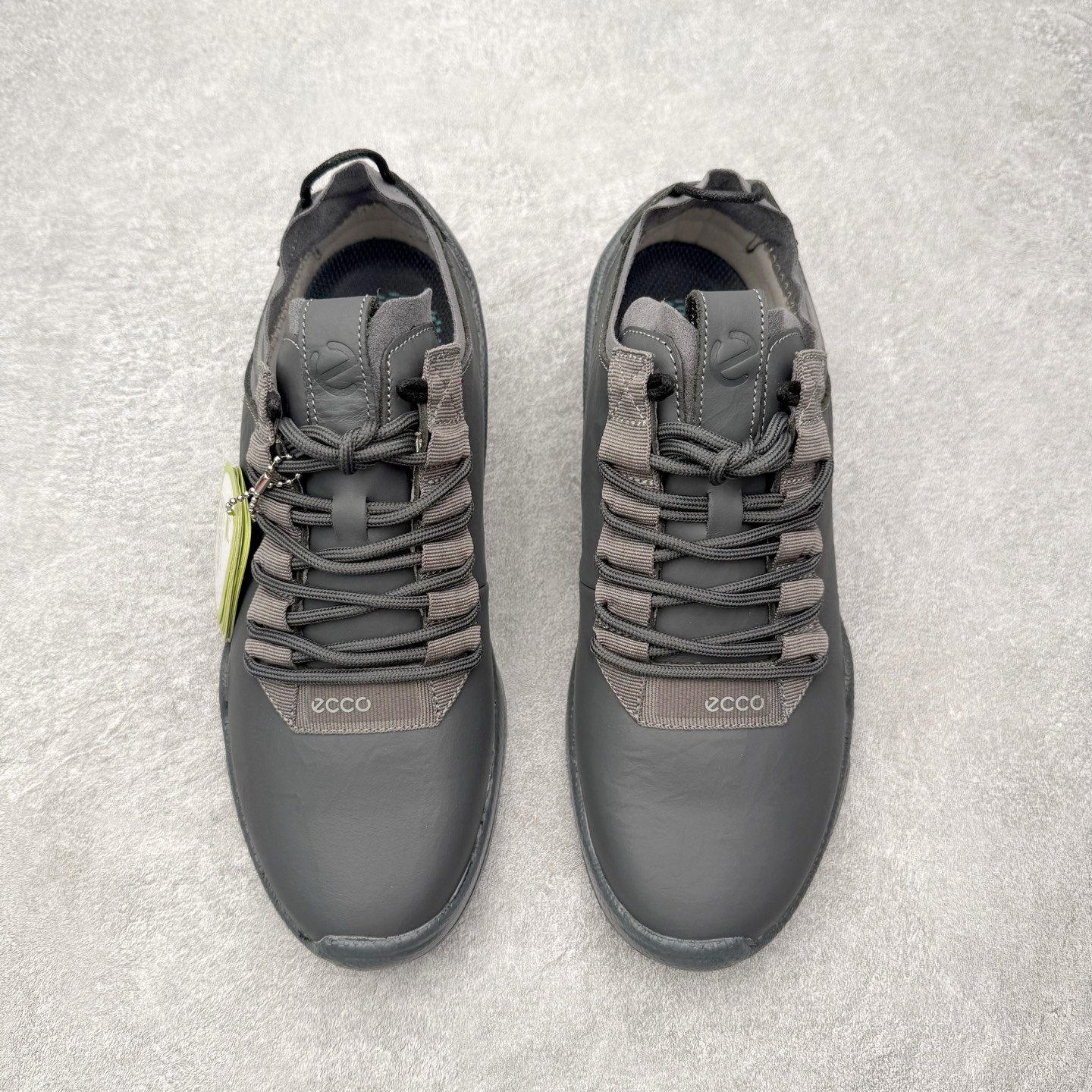 ECCo爱步 Biom C Trail 时尚简约牛皮减震耐磨低帮休闲跑步鞋 ECCO以三大核心特征为依托