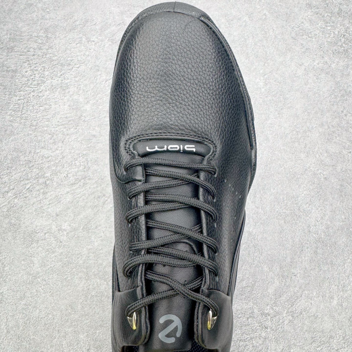 ECCo爱步 Biom C Trail 时尚简约牛皮减震耐磨低帮休闲跑步鞋 ECCO以三大核心特征为依托