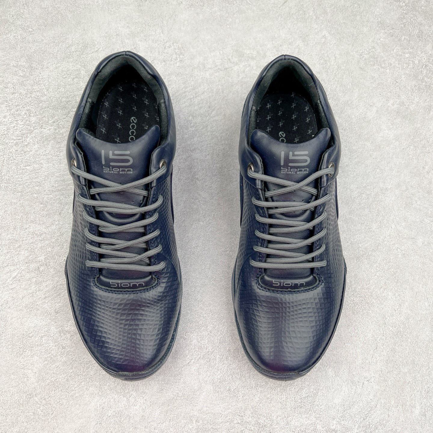 ECCo爱步 Biom C Trail 时尚简约牛皮减震耐磨低帮休闲跑步鞋 ECCO以三大核心特征为依托