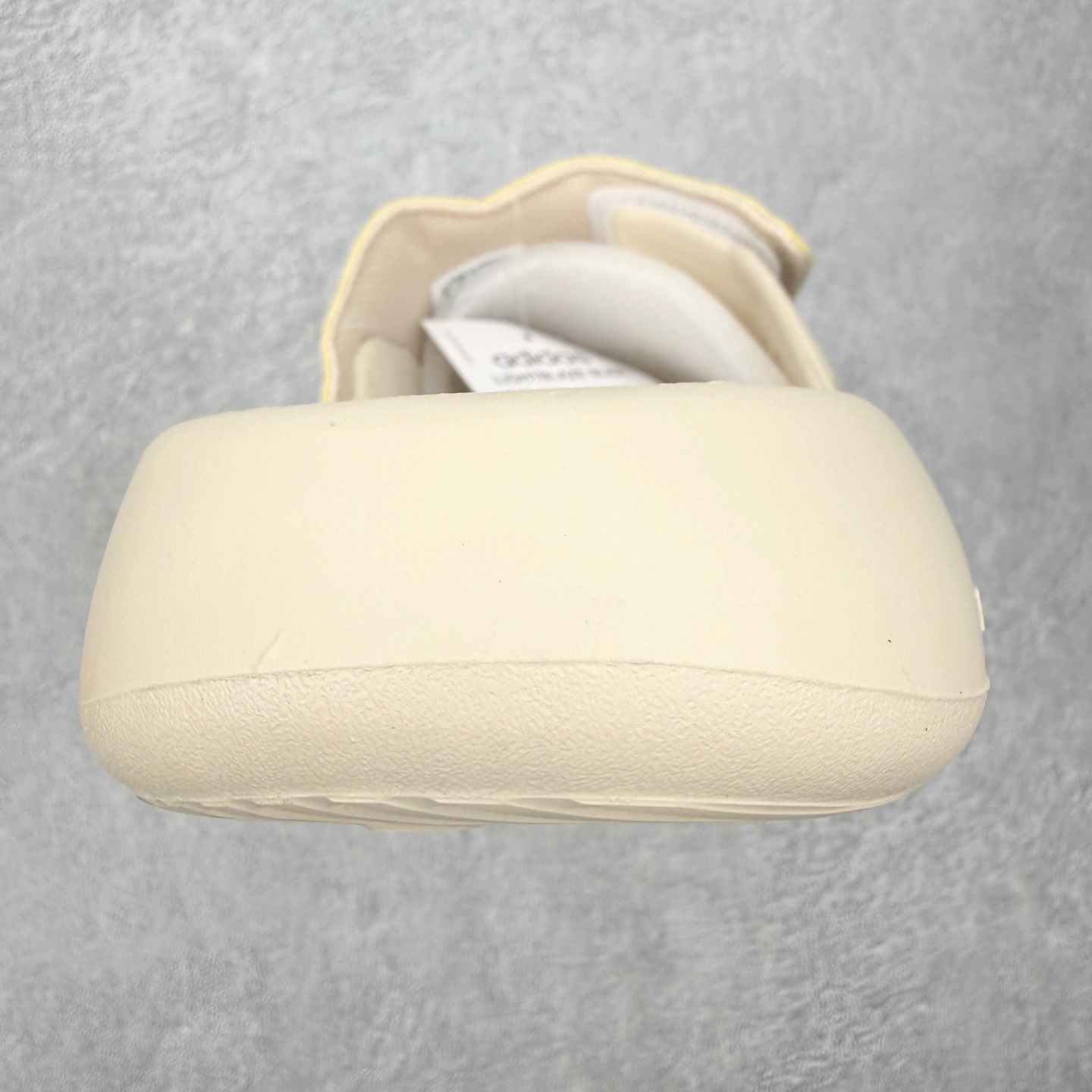 AD LIGHTBLAZE 舒适百搭 防磨一字拖鞋 尺码：39 40 41 42 43 44 45编码：