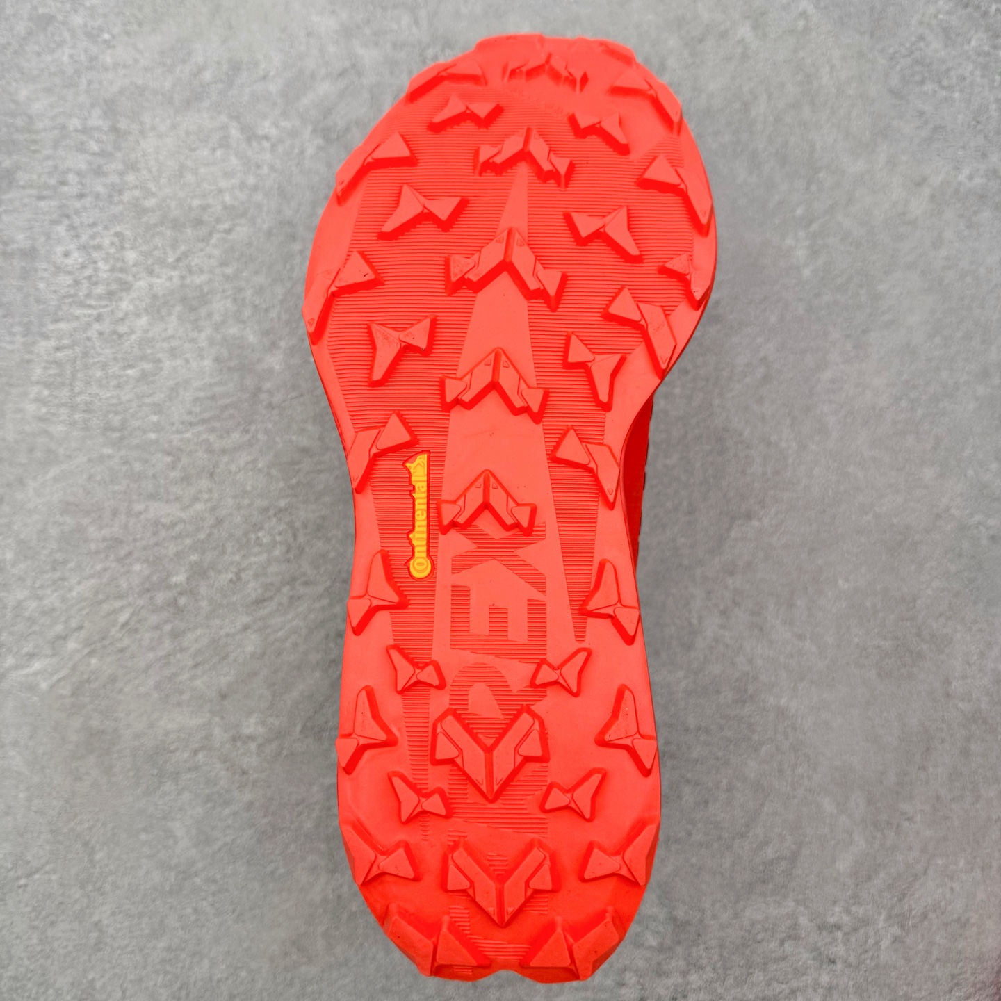 AD Terrex Agravic speed ultra 2 舒适耐用跑步鞋 运动休闲跑鞋 采用较薄的