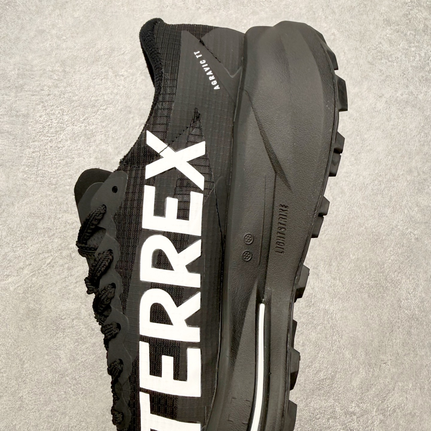 AD Terrex Agravic speed ultra 2 舒适耐用跑步鞋 运动休闲跑鞋 采用较薄的