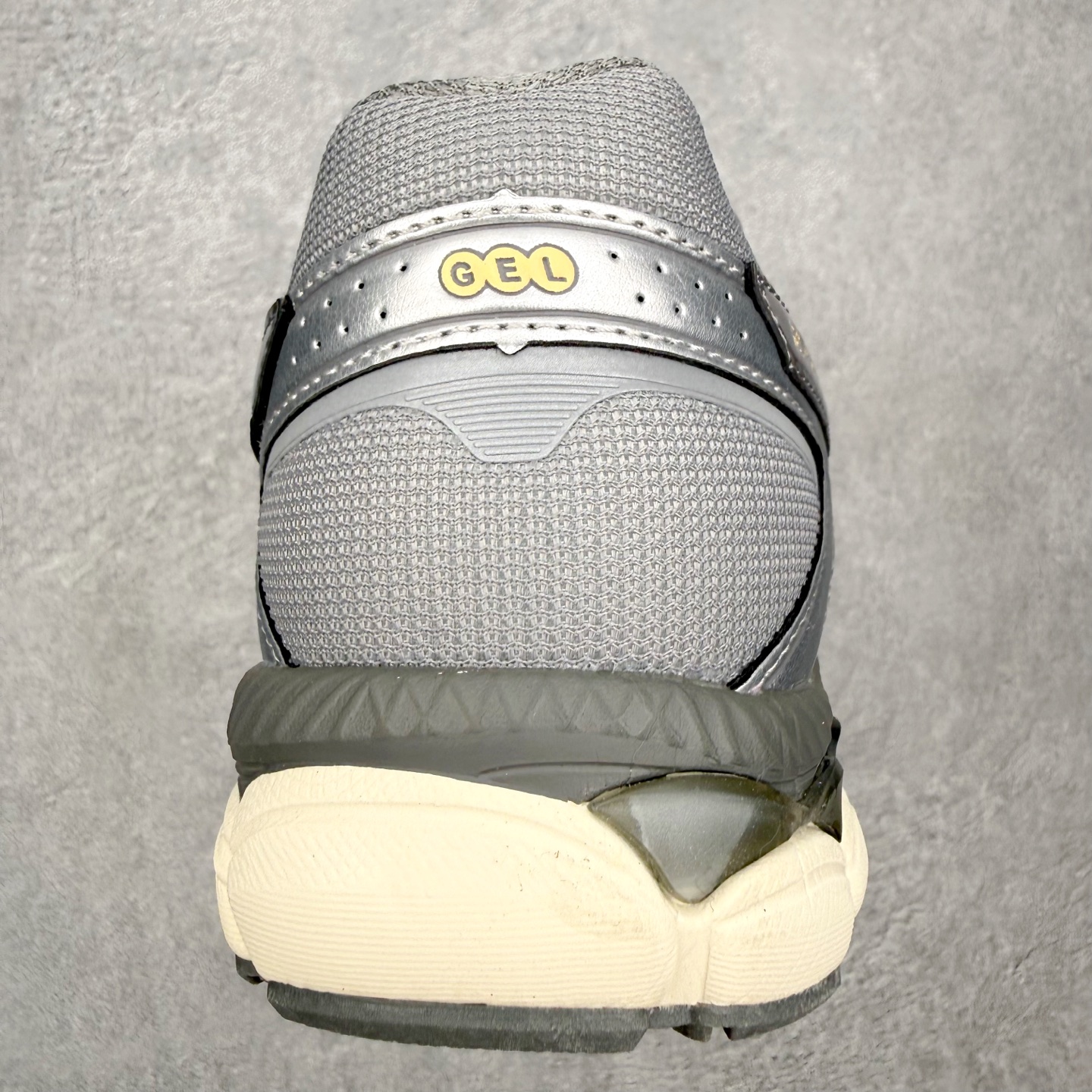 ASICS Gel-Cumulus 16 TG 联名款舒适 低帮跑步鞋 男女同款 男女同款 ASICS（