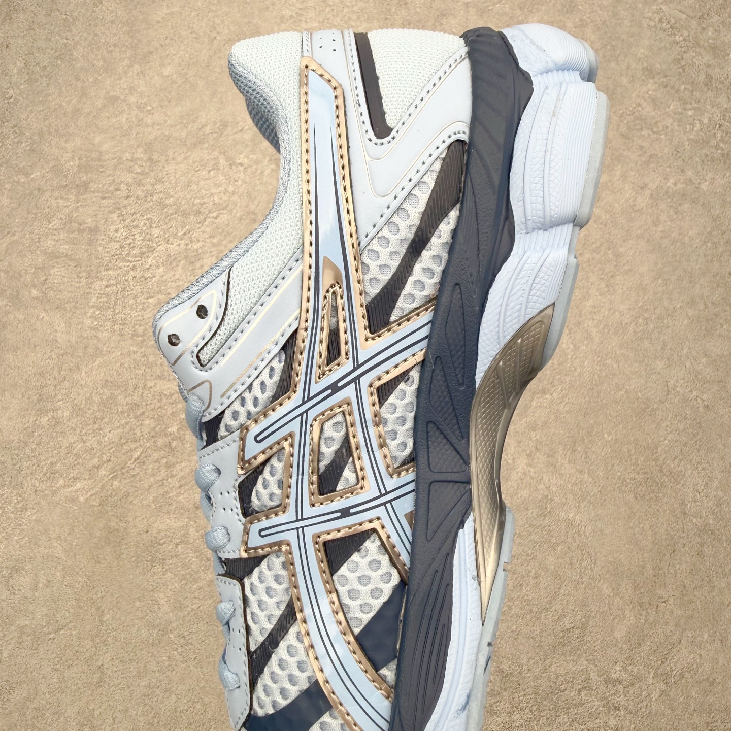 ASICS Gel-Cumulus 16 TG 联名款舒适 低帮跑步鞋 男女同款 男女同款 ASICS（