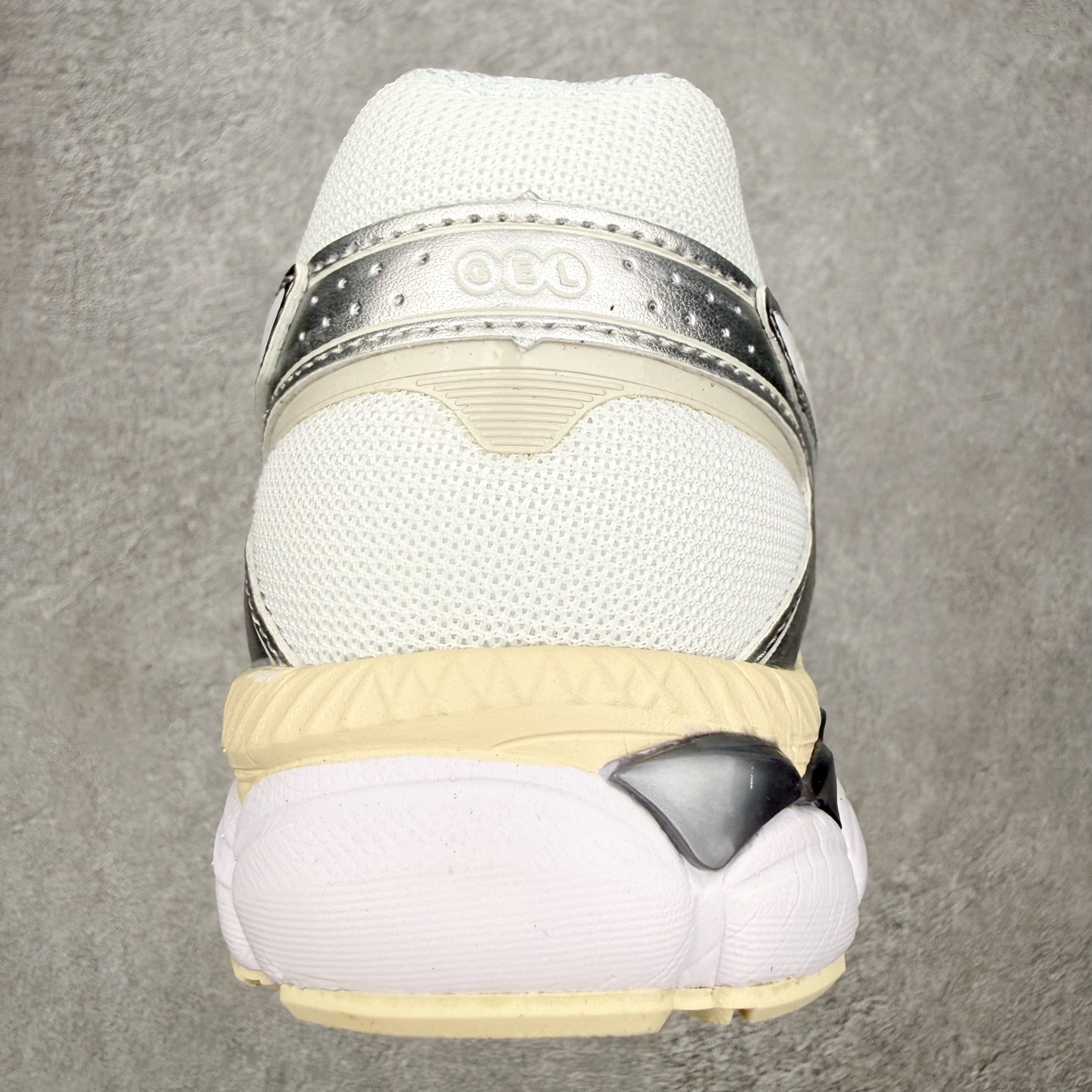 ASICS Gel-Cumulus 16 TG 联名款舒适 低帮跑步鞋 男女同款 男女同款 ASICS（
