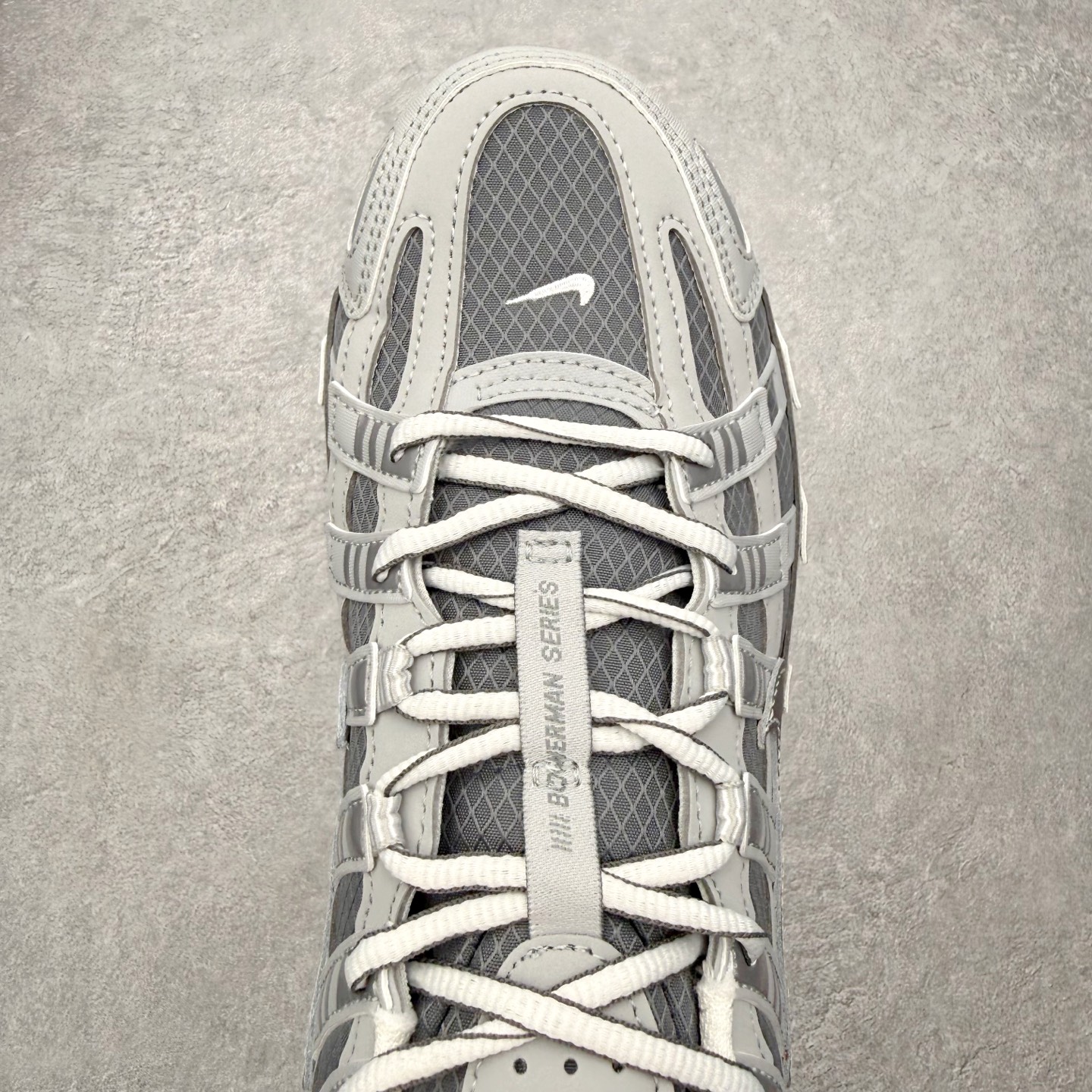 NK P-6000 系列低帮复古老爹风休闲运动舒适慢跑鞋 IQ6590-002 融合 Pegasus 过