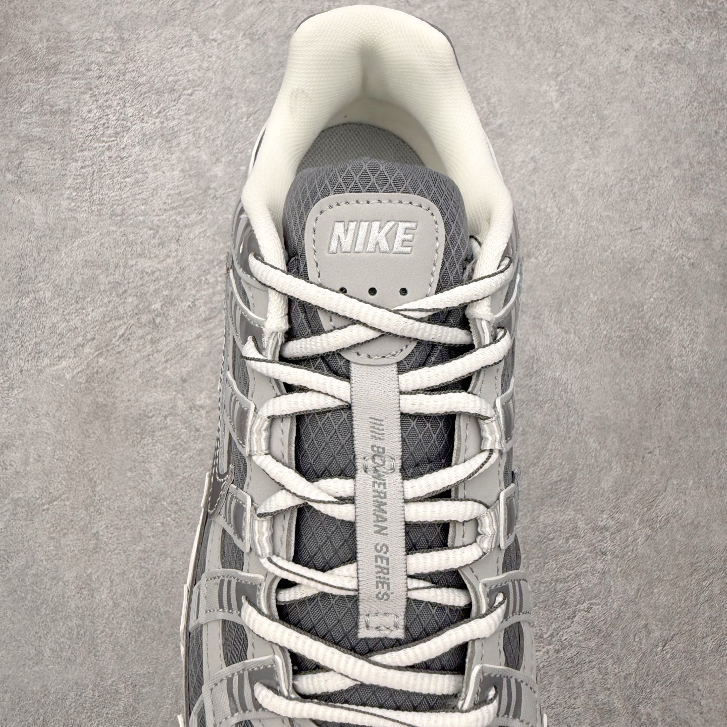 NK P-6000 系列低帮复古老爹风休闲运动舒适慢跑鞋 IQ6590-002 融合 Pegasus 过