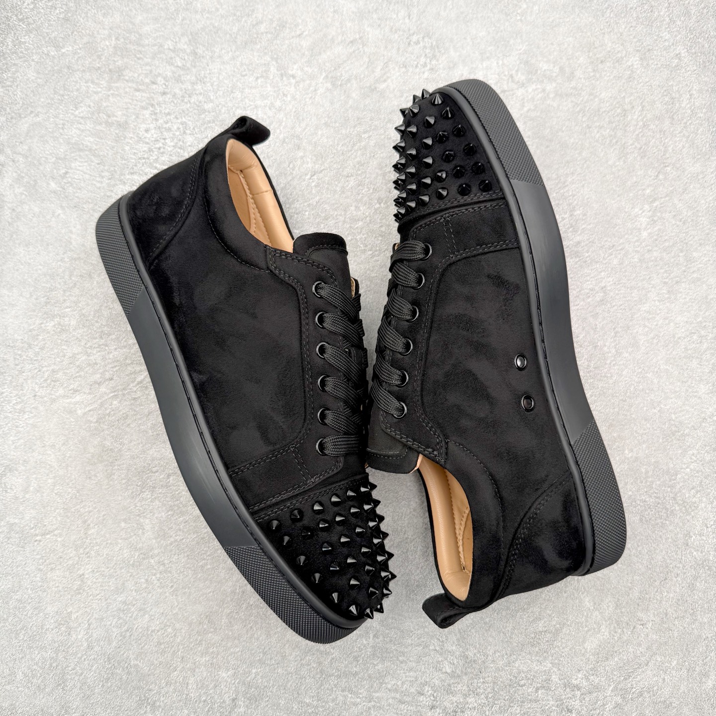＃莞产 Christian Louboutin CL（路铂廷） 红底鞋 男鞋低帮红底鞋水钻系带运动休闲板