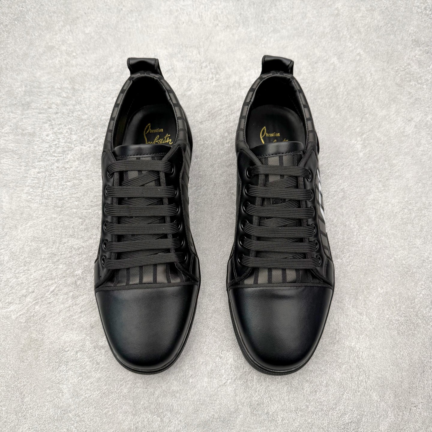 ＃莞产 Christian Louboutin CL（路铂廷） 红底鞋 男鞋低帮红底鞋水钻系带运动休闲板