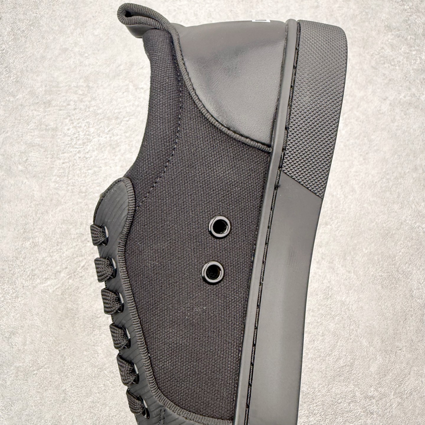 ＃莞产 Christian Louboutin CL（路铂廷） 红底鞋 男鞋低帮红底鞋水钻系带运动休闲板