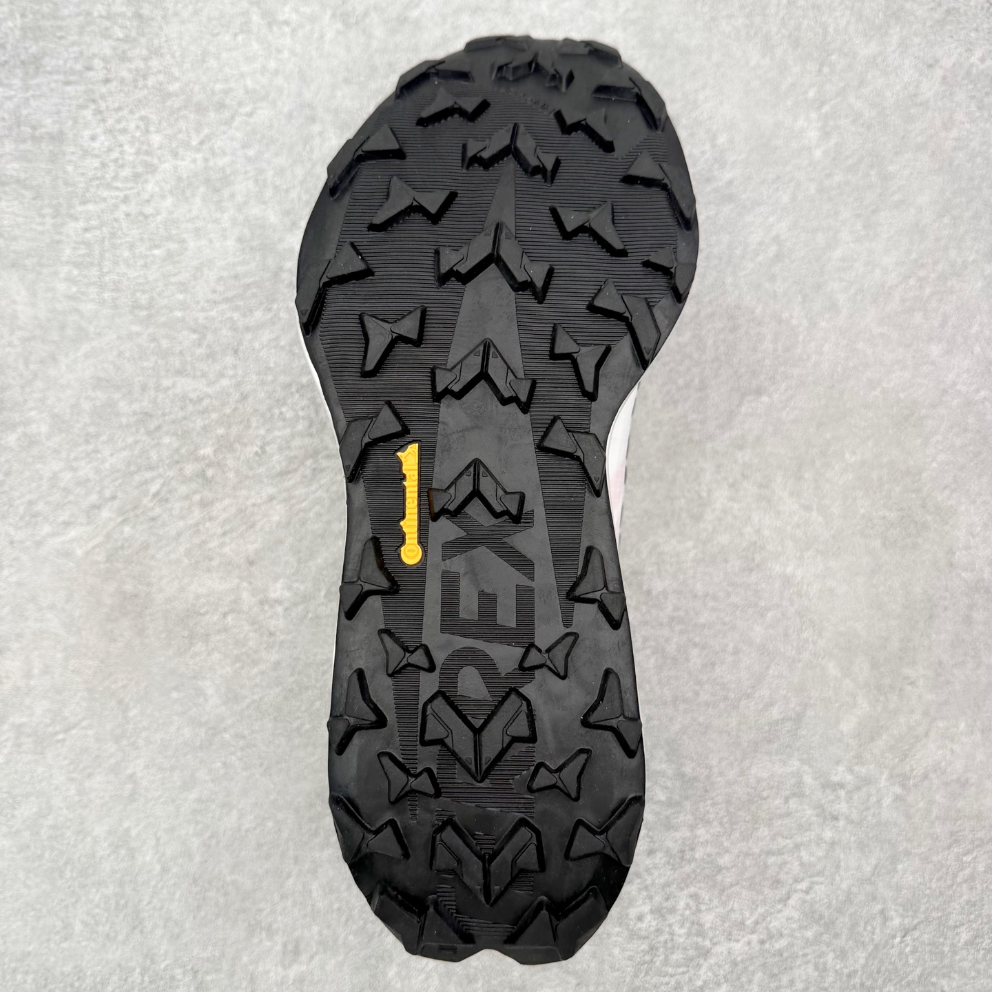 AD Terrex Agravic speed ultra 2 舒适耐用跑步鞋 运动休闲跑鞋 采用较薄的