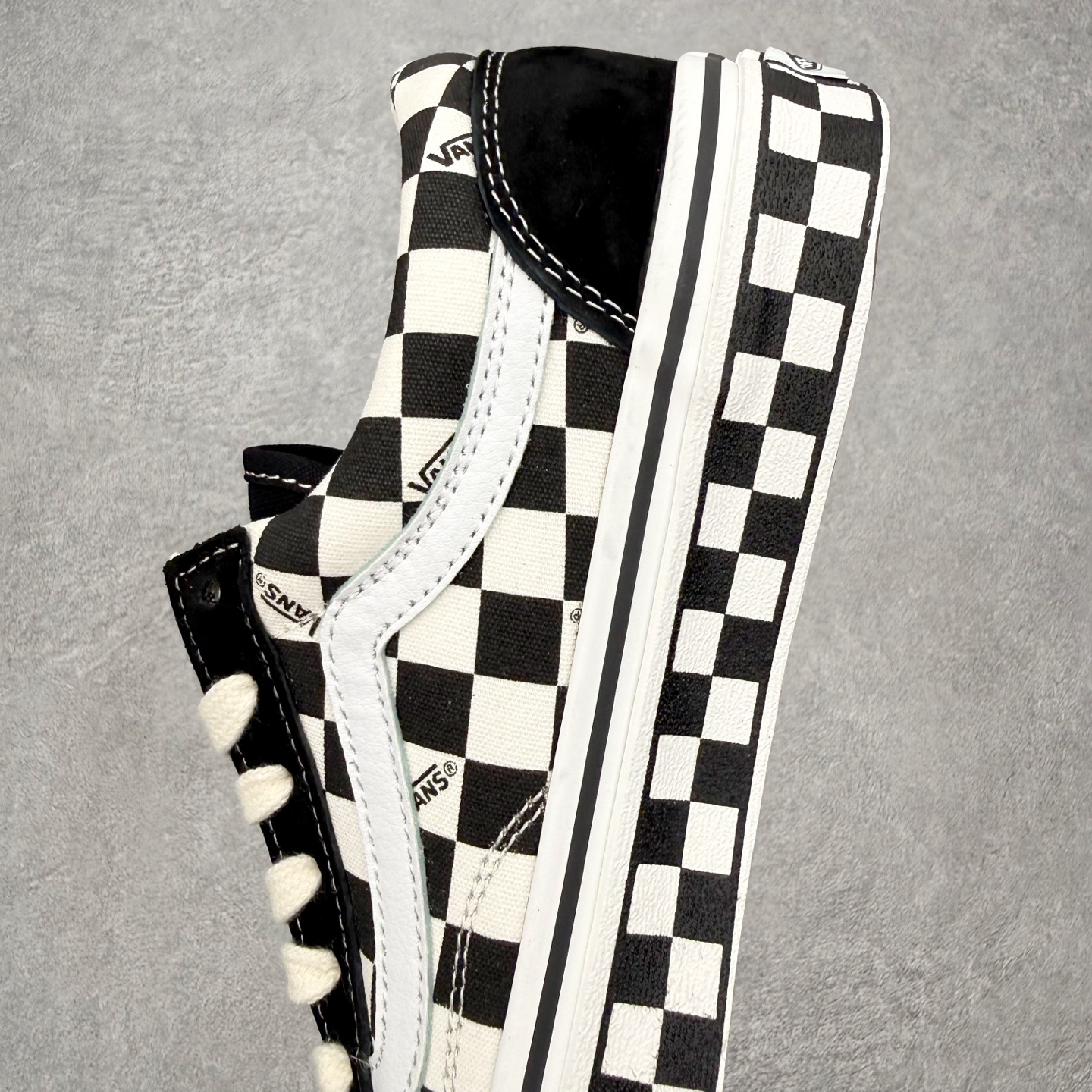 Vans Old Skool 36 LX-BMX 黑白棋盘格男女休闲帆布鞋Vans Premium 高阶