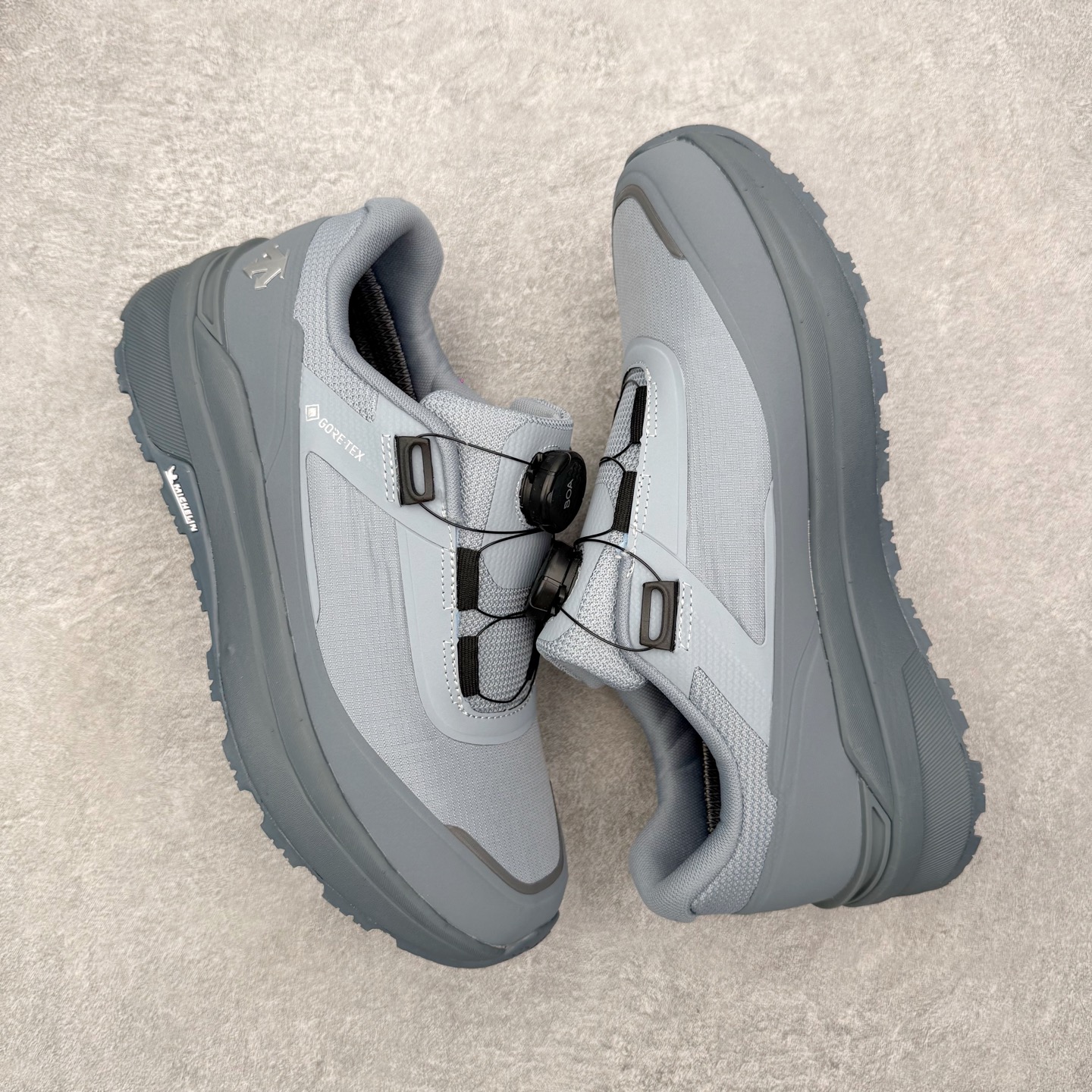 迪桑特DESCENTE Dualis 织物 PRIME GTX WIRE 2.0 BOA 防水低帮生活休