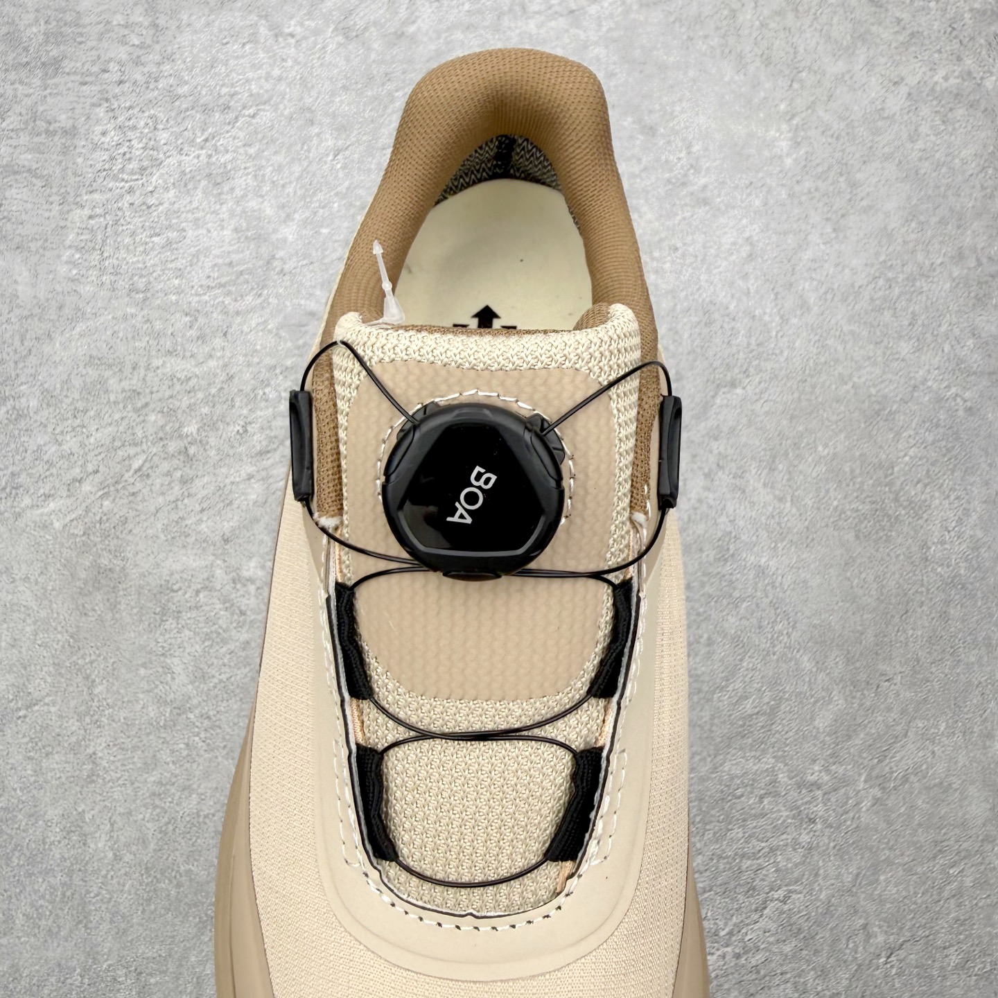 迪桑特DESCENTE Dualis 织物 PRIME GTX WIRE 2.0 BOA 防水低帮生活休