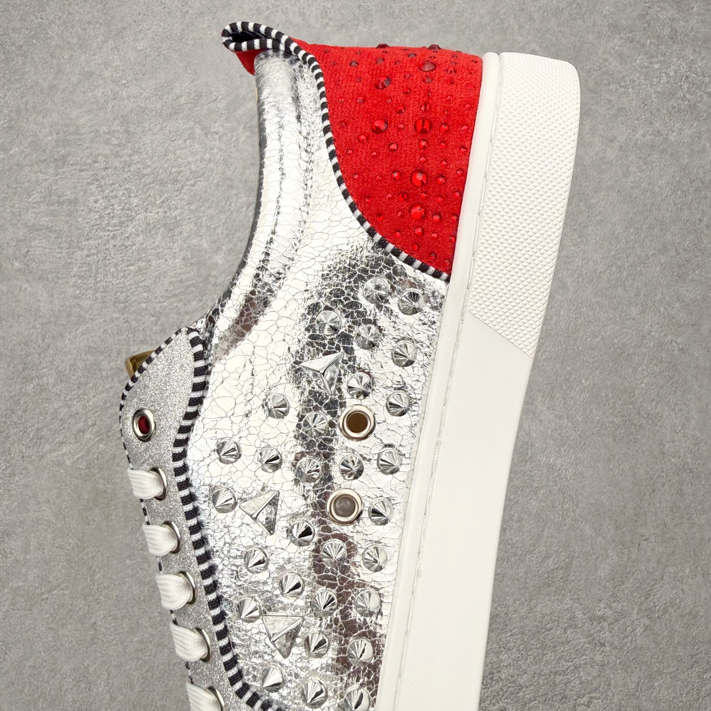 ＃莞产 Christian Louboutin CL（路铂廷） 红底鞋 男鞋低帮红底鞋水钻系带运动休闲板