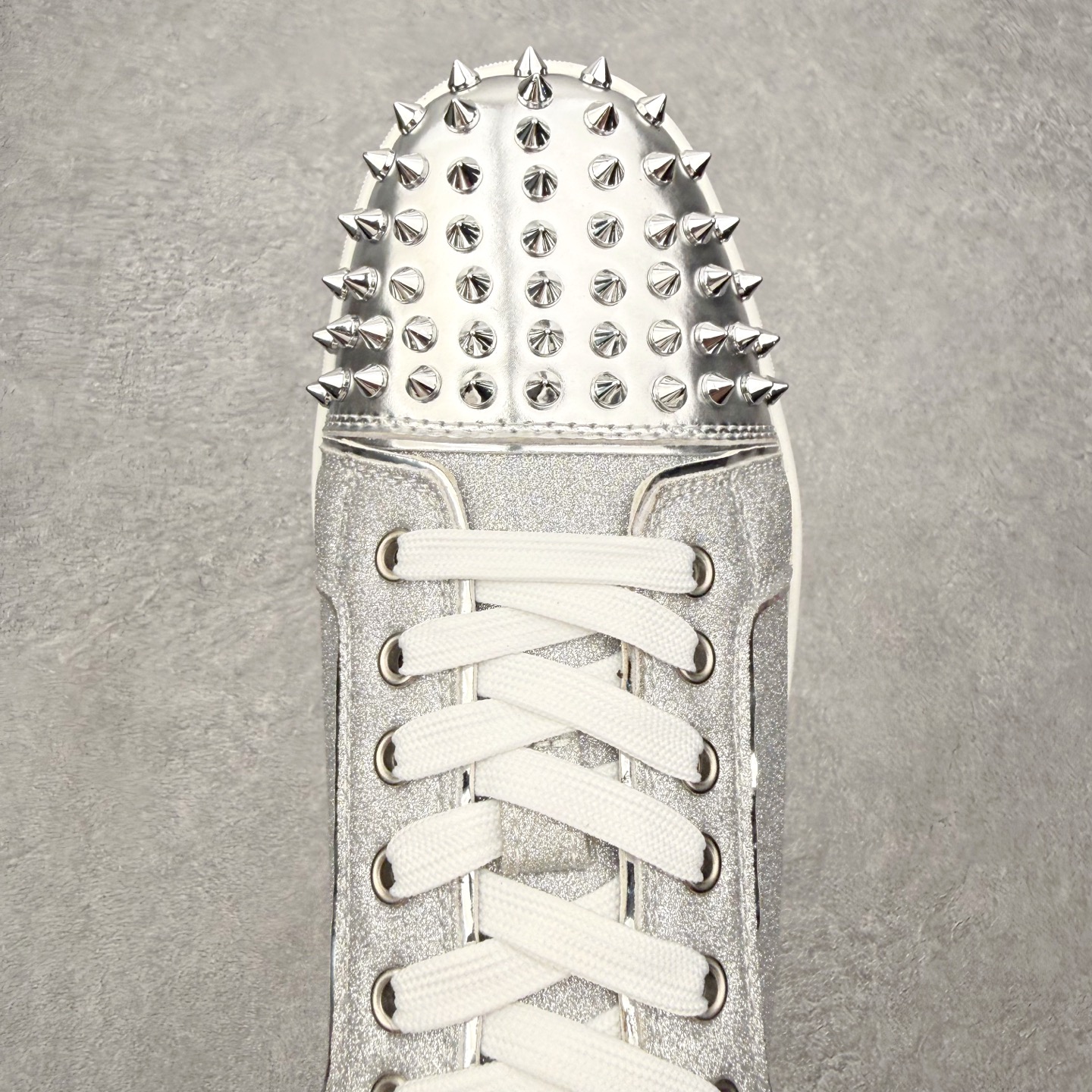 ＃莞产 Christian Louboutin CL（路铂廷） 红底鞋 男鞋低帮红底鞋水钻系带运动休闲板