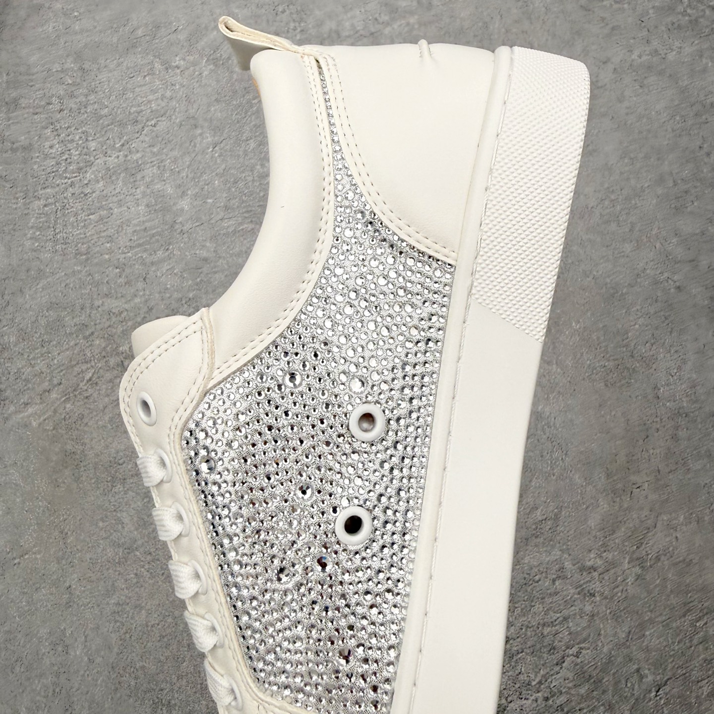 ＃莞产 Christian Louboutin CL（路铂廷） 红底鞋 男鞋低帮红底鞋水钻系带运动休闲板