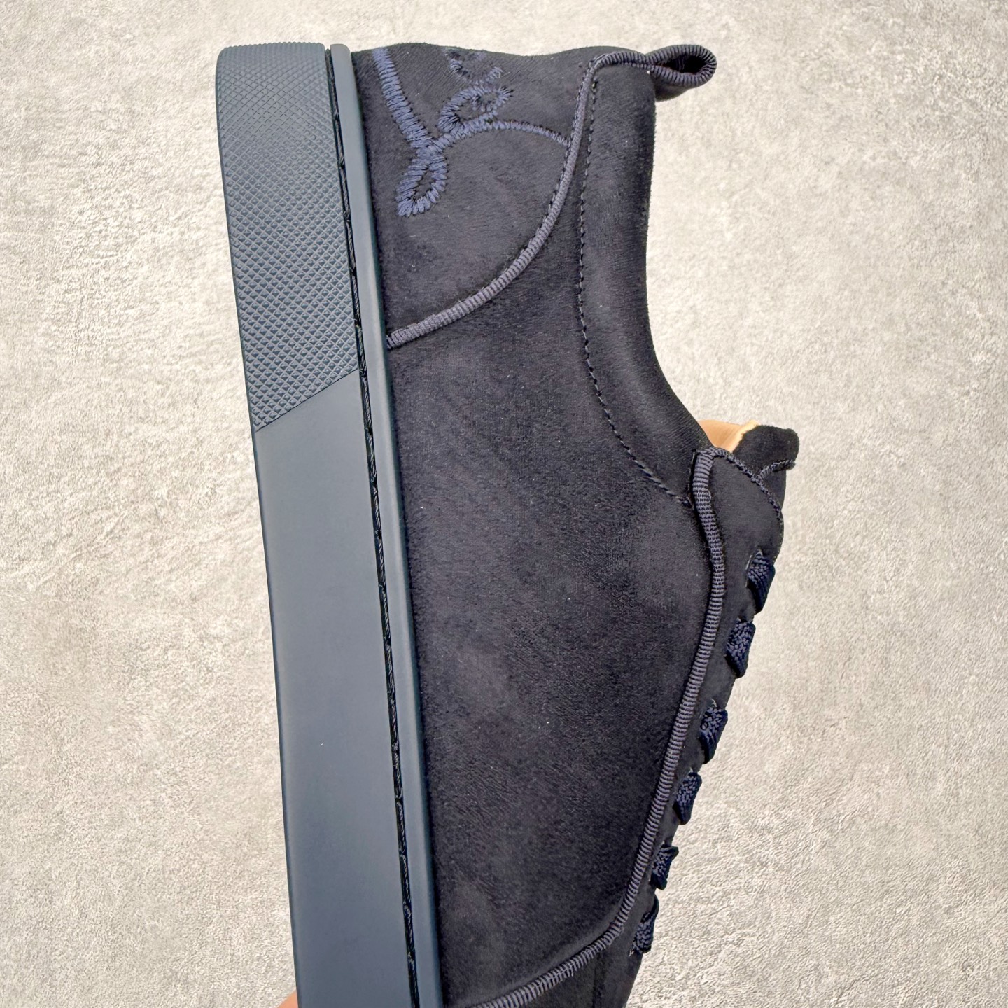 ＃莞产 Christian Louboutin CL（路铂廷） 红底鞋 男鞋低帮红底鞋水钻系带运动休闲板