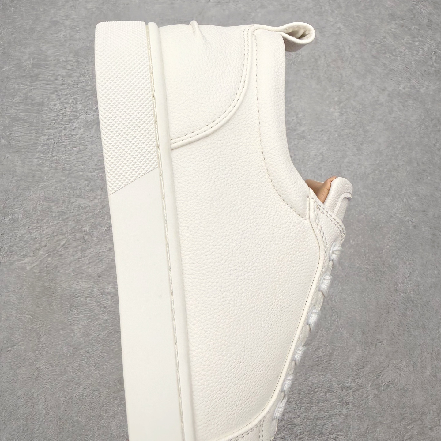 ＃莞产 Christian Louboutin CL（路铂廷） 红底鞋 男鞋低帮红底鞋水钻系带运动休闲板
